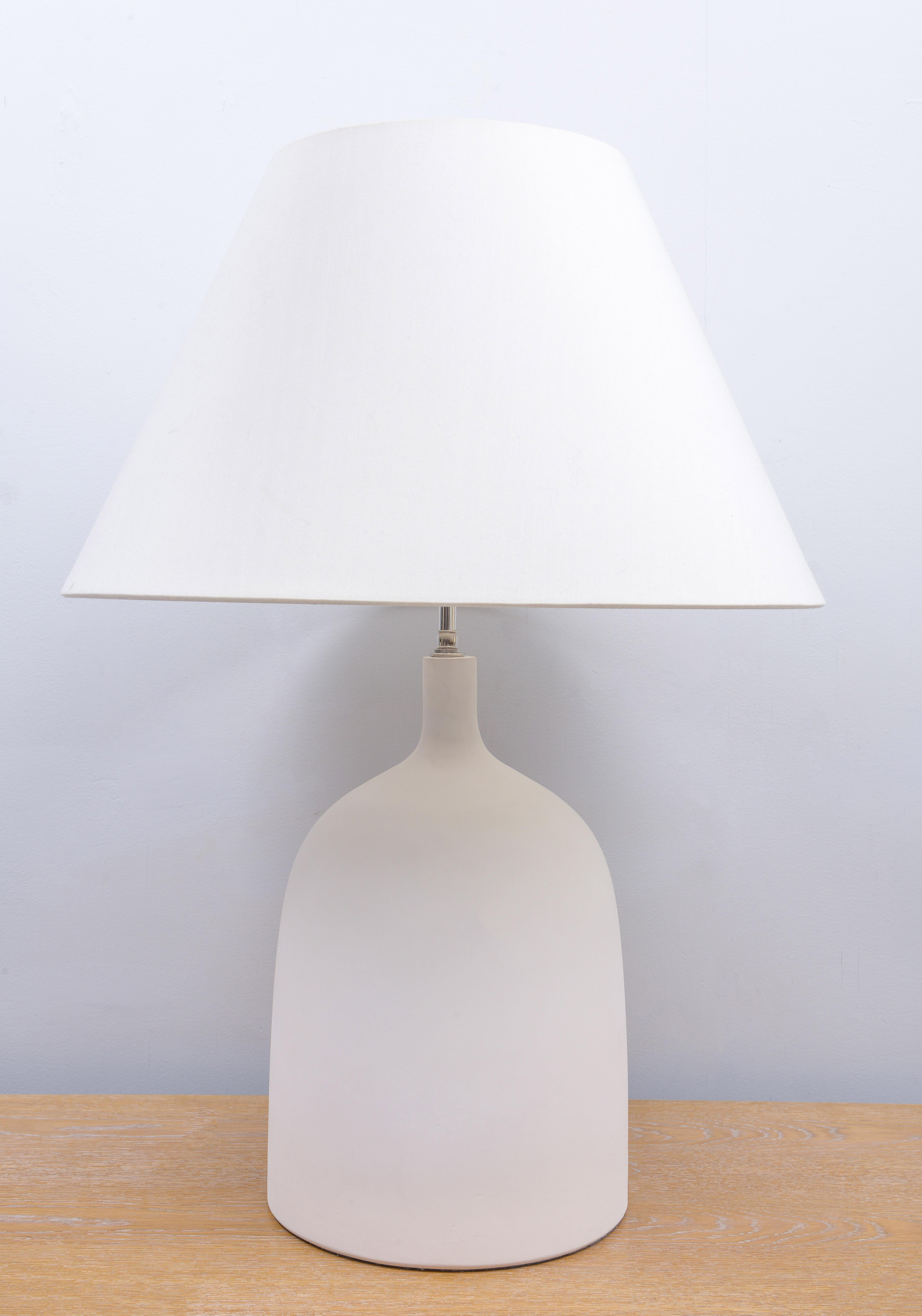 Mid-Century Modern Pair of Custom Plaster Delphine Lamps For Sale