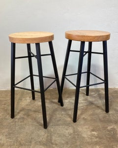 Paire de tabourets de bar en chêne recyclé sur mesure