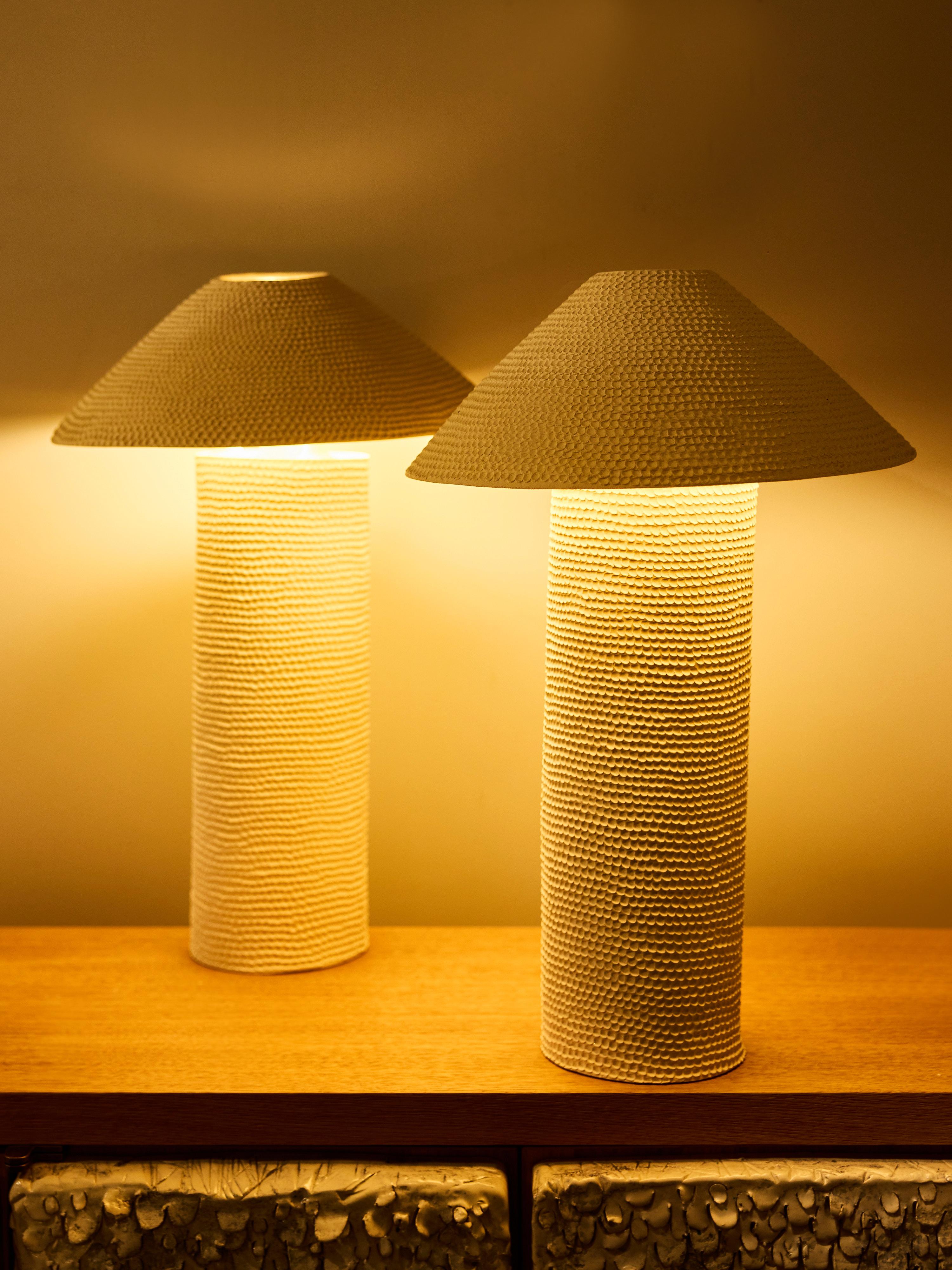 Ein Paar SMARA-Keramik-Tischlampen von Marie Fekroun für Glustin Luminaire (Französisch) im Angebot