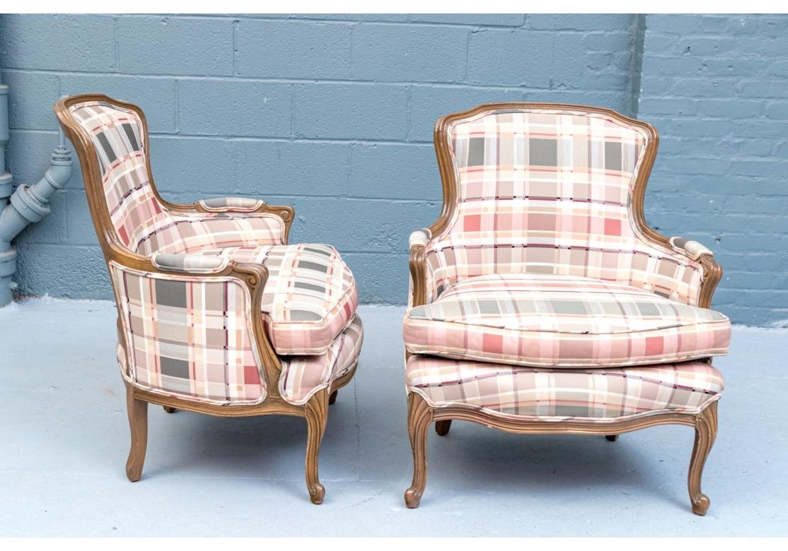 Pair Of Custom Upholstered Wide Barrel Back Armchairs Abîmé - En vente à Bridgeport, CT
