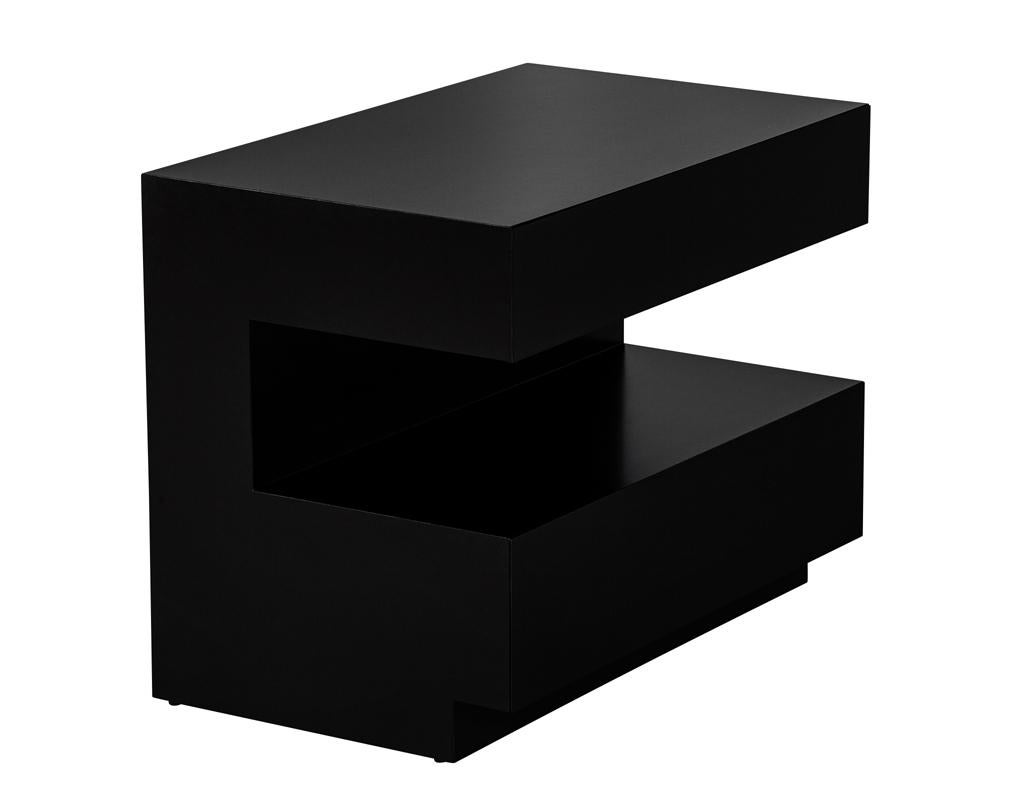 Paire de tables de chevet en noyer noir par Carrocel en vente 6