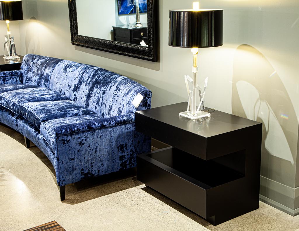 Paire de tables de chevet en noyer noir par Carrocel en vente 7
