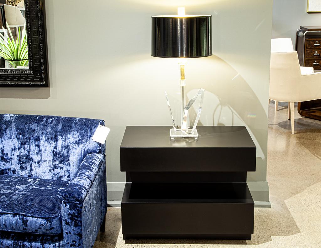 Paire de tables de chevet en noyer noir par Carrocel en vente 8