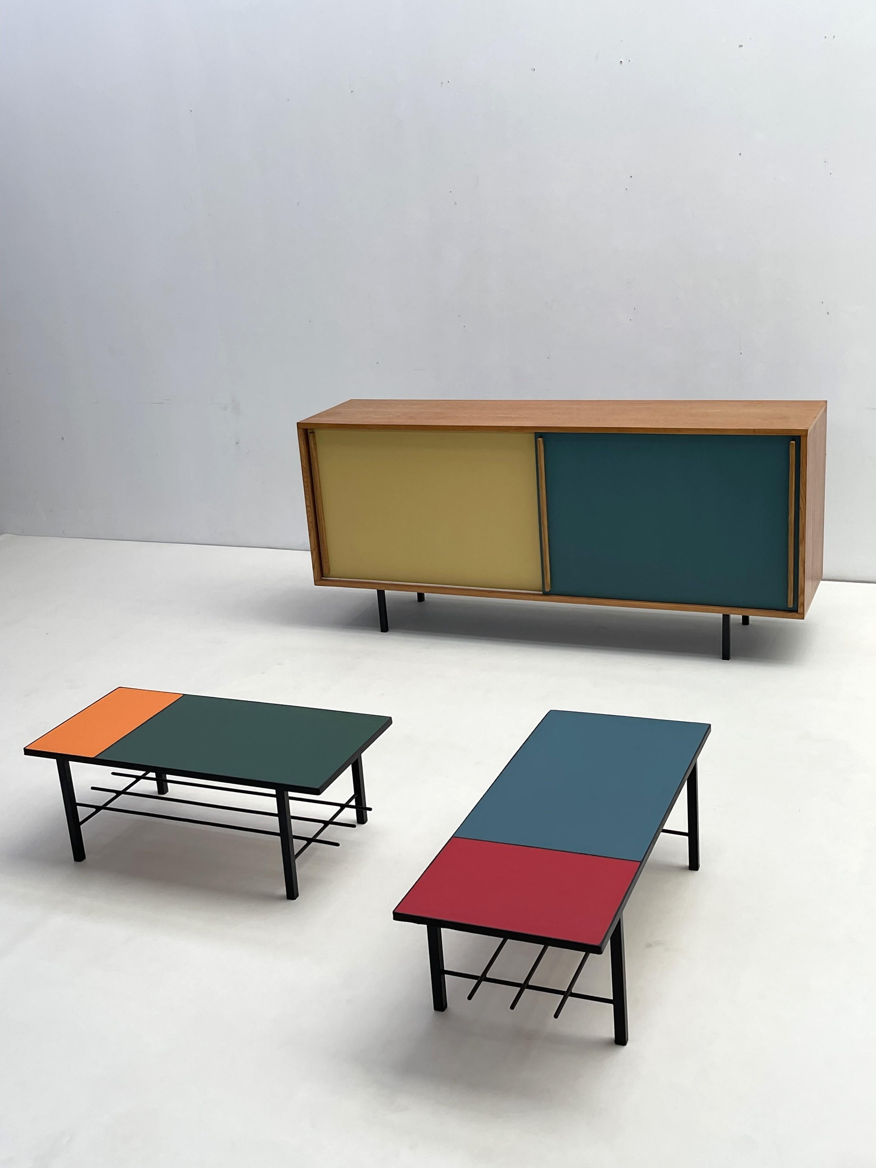Belgian Pair of customized Formica coffee tables (2 sizes) For Sale
