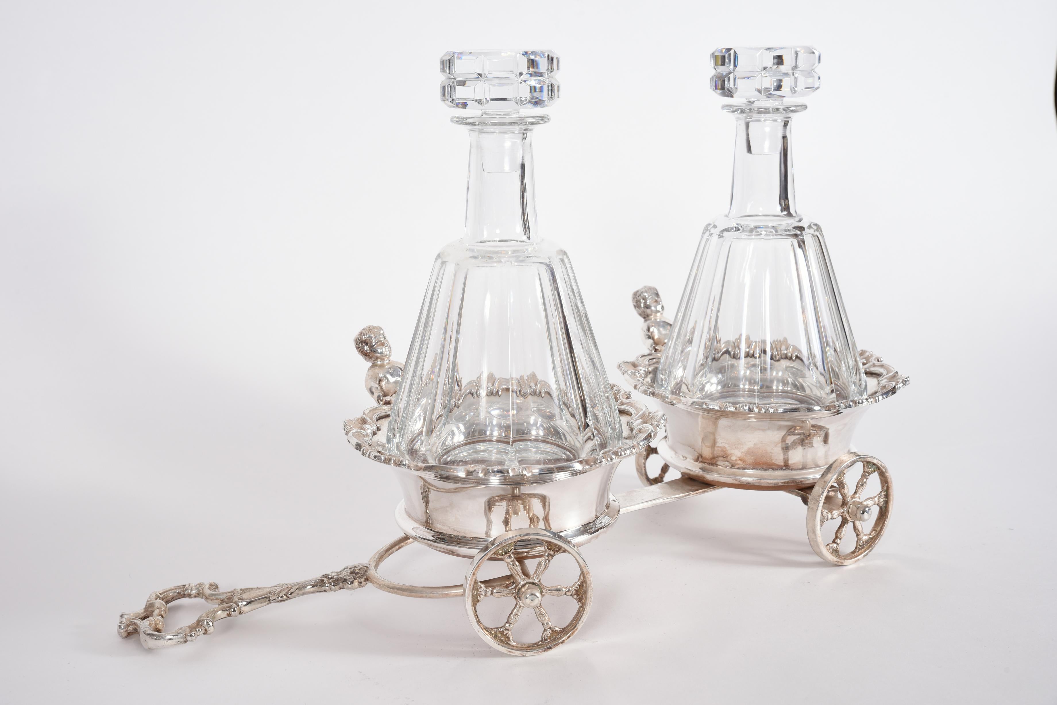 20th Century Pair of Cut Crystal Drinks Baccarat Decanters