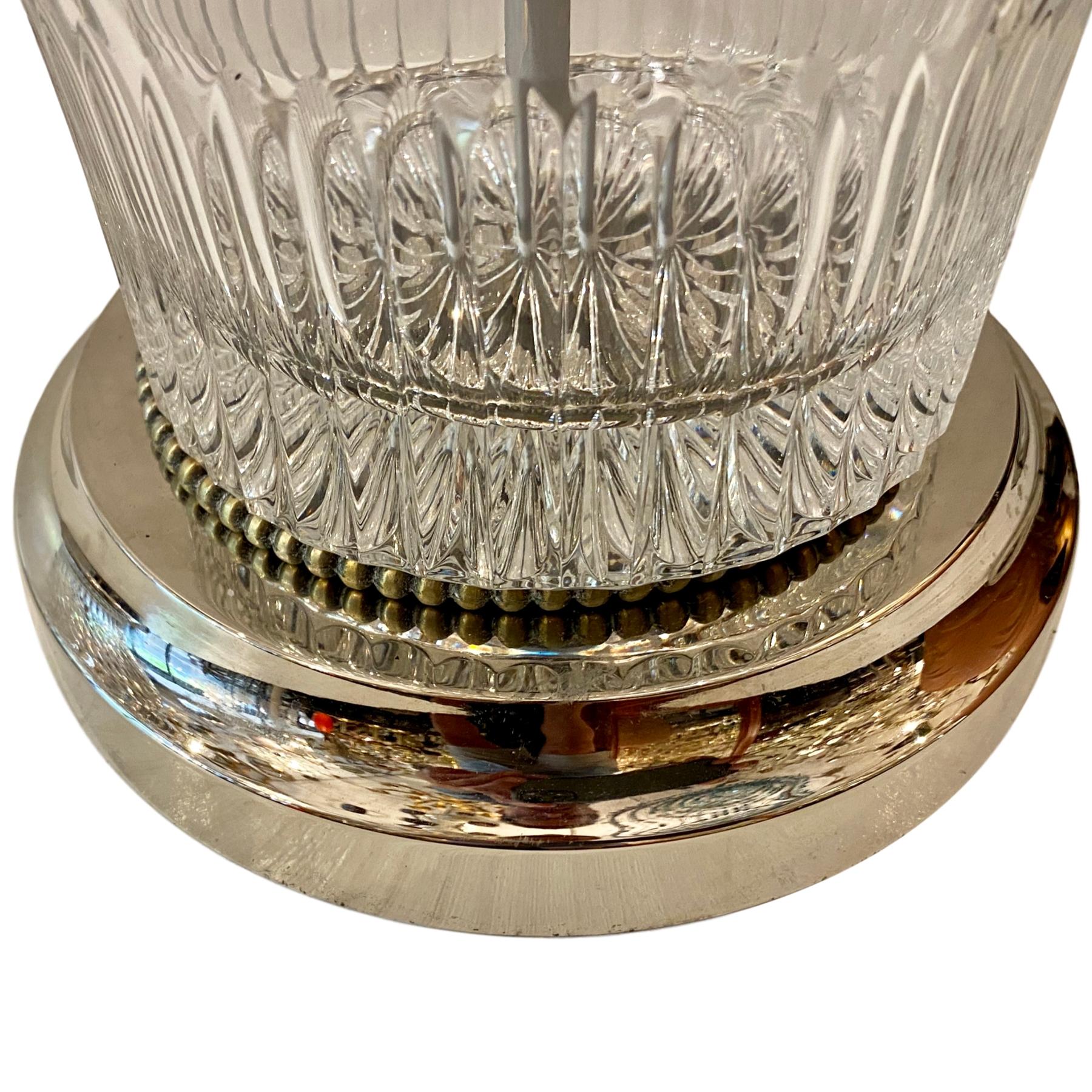 Paire de lampes de table en cristal taillé Bon état - En vente à New York, NY