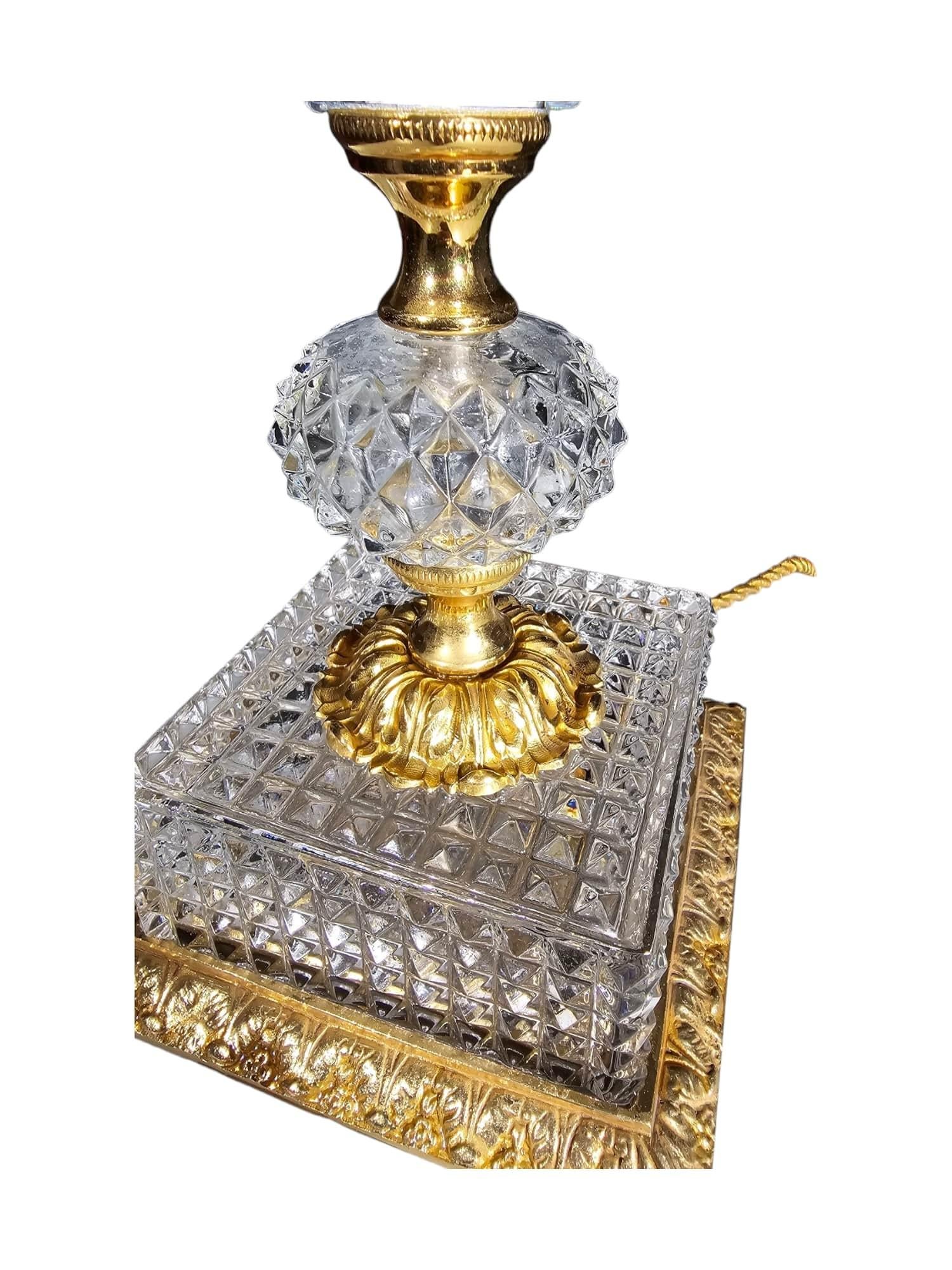 Paire de lampes en verre taillé des années 1920 en vente 1