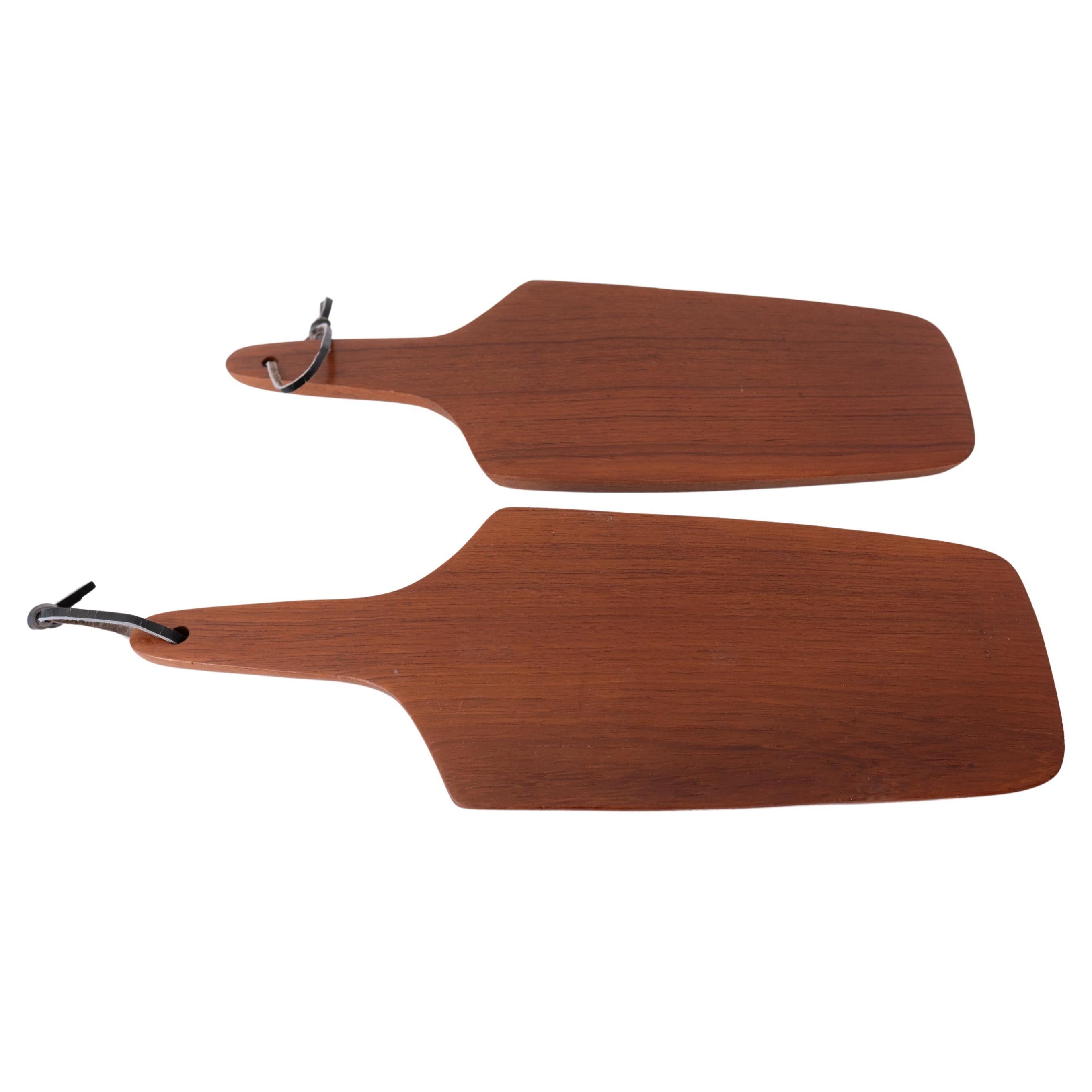 Pair of Cutting or Charcuterie Boards in Teak For Sale