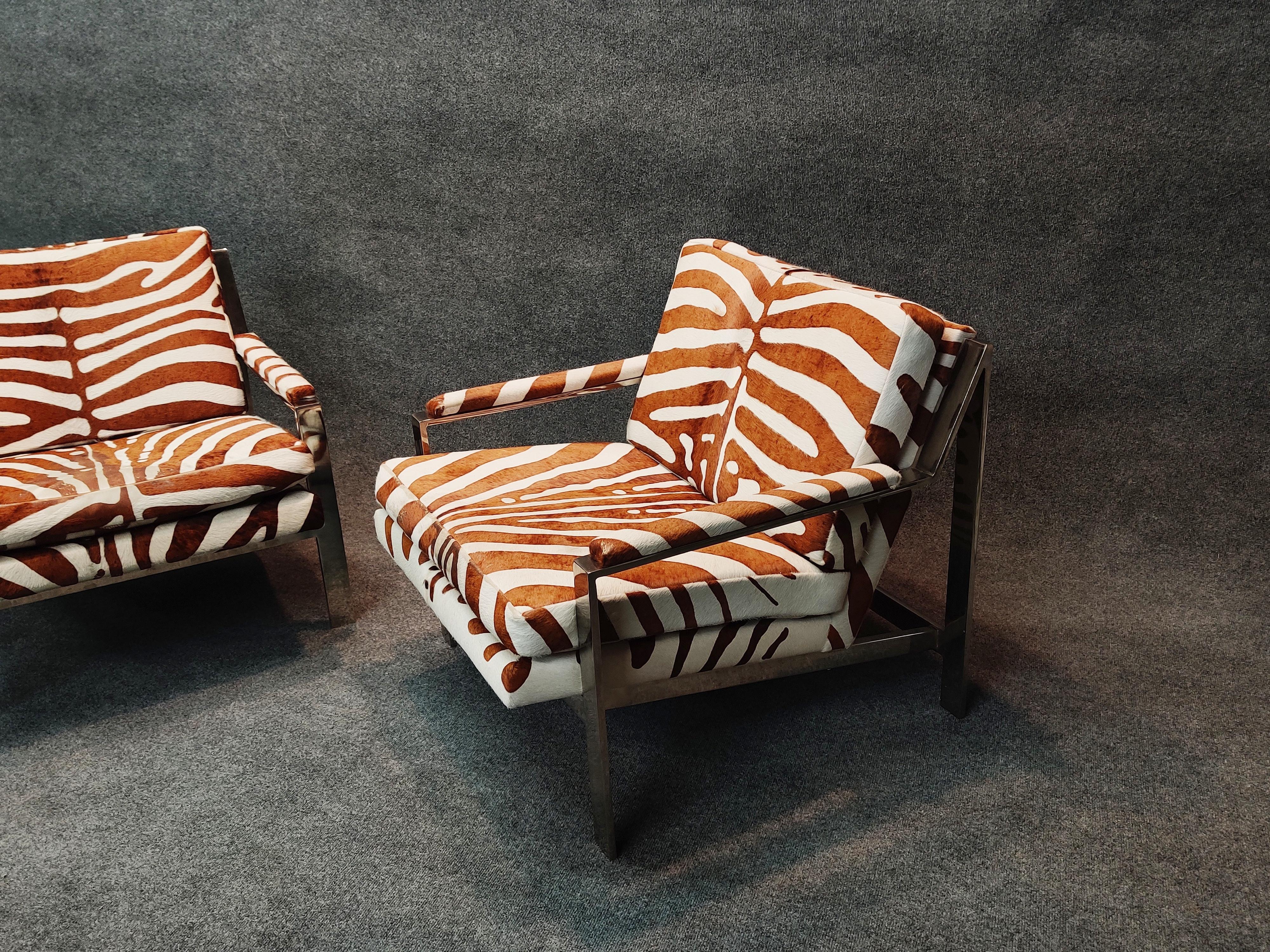 Late 20th Century Pair of Cy Mann Attributed Flat Bar Lounge Chairs in Cowhide