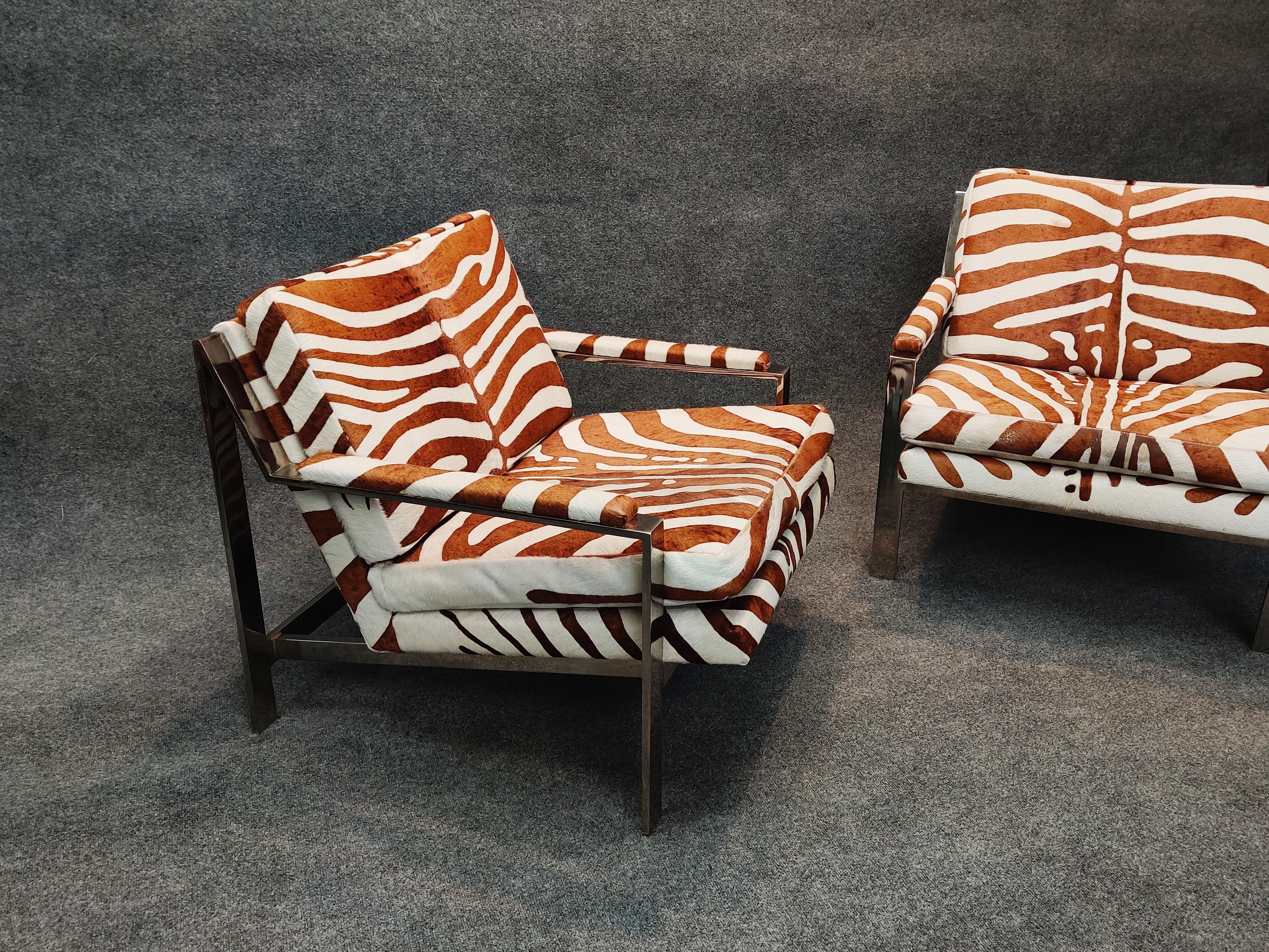 Pair of Cy Mann Attributed Flat Bar Lounge Chairs in Cowhide 1