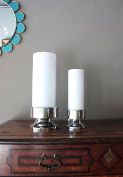 Pair of Cylinder Table Lamps in White Plexiglass and Chromed Steel, Italy 1960s