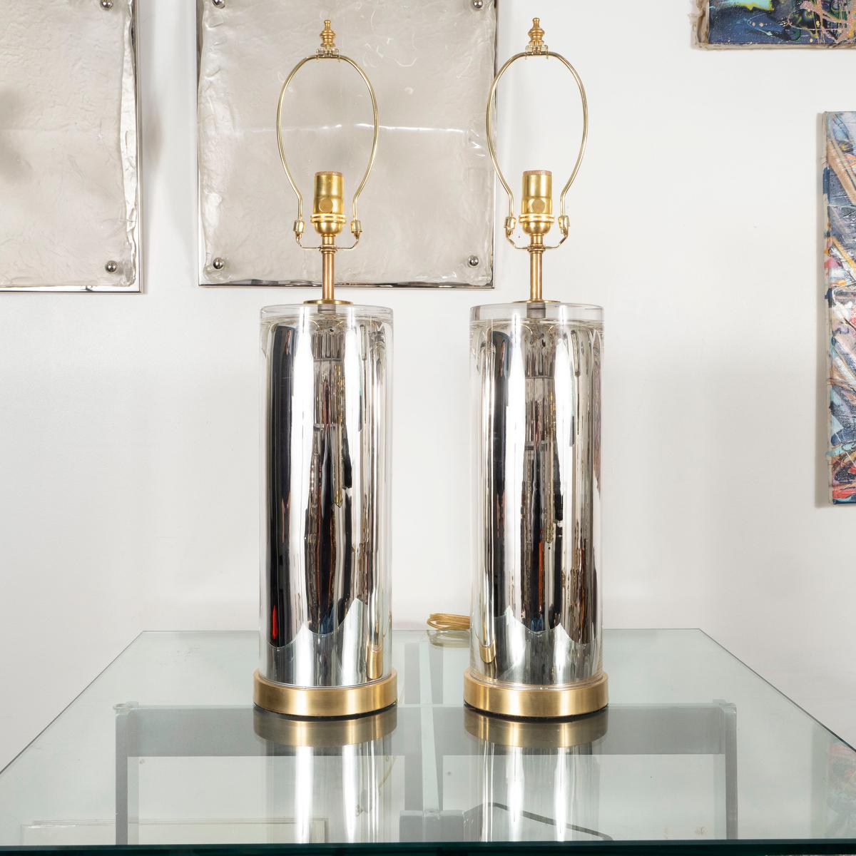 Mid-Century Modern Paire de lampes de bureau cylindriques en verre mercuré en vente