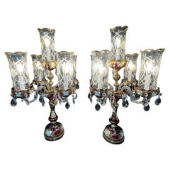 Coppia di candelabri da tavolo elettrificati in vetro rosso rubino ceco di Boemia
