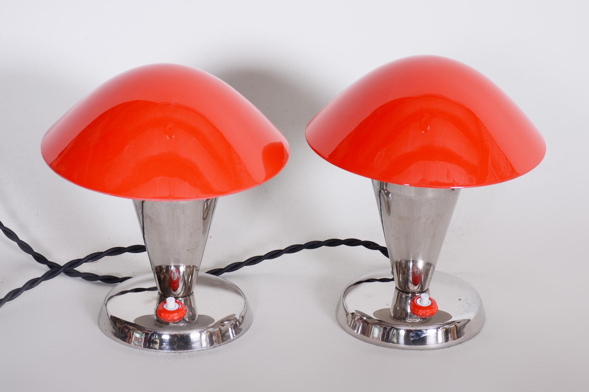 Pair of Czech Chromel Red Bauhaus Lamps, Napako, Restored and Electrified, 1930s In Good Condition For Sale In Horomerice, CZ