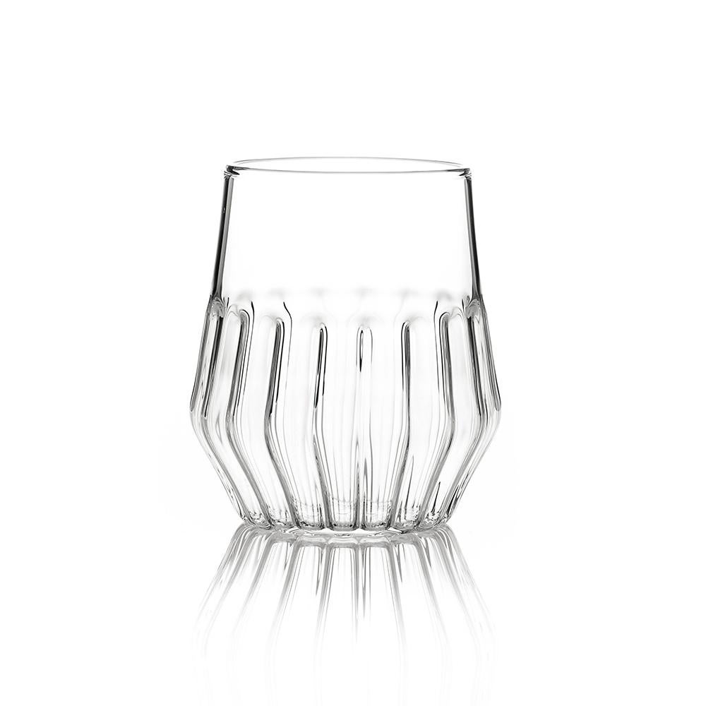 Mixed medium glass - set of two

With a special technique, the Mixed collection combines two types of glass to create this modern collection. Retro yet contemporary it is perfect for everyday beverages, cocktails, or beer. The Mixed will enrich any