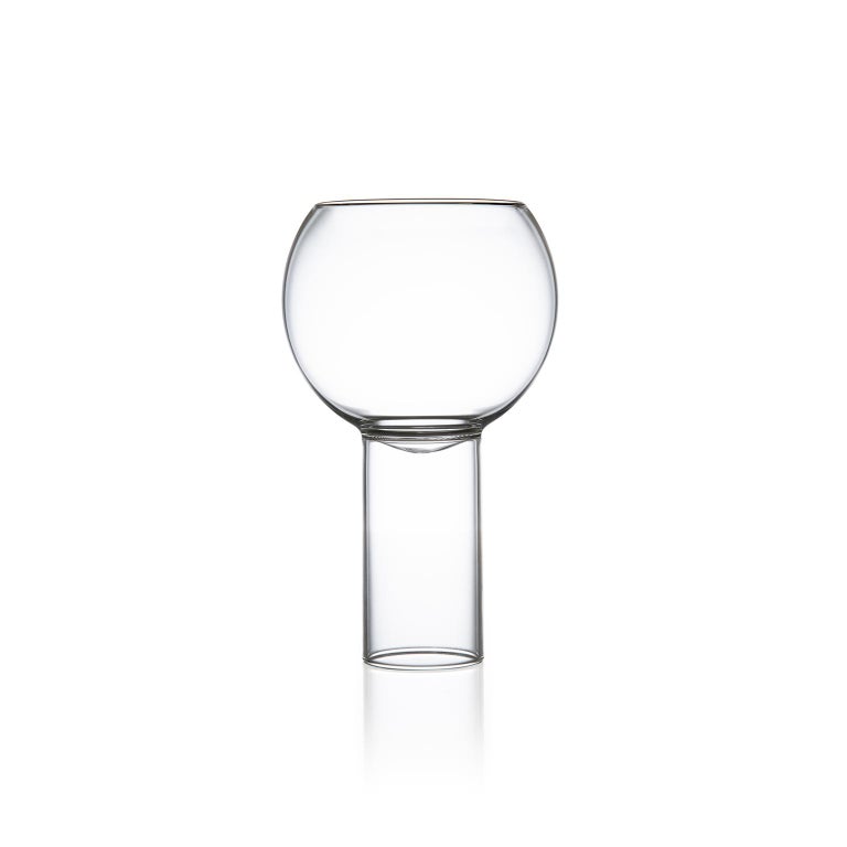 Modern Pair of Czech Contemporary Tulip Tall Medium Wine Glasses Handmade, in Stock For Sale