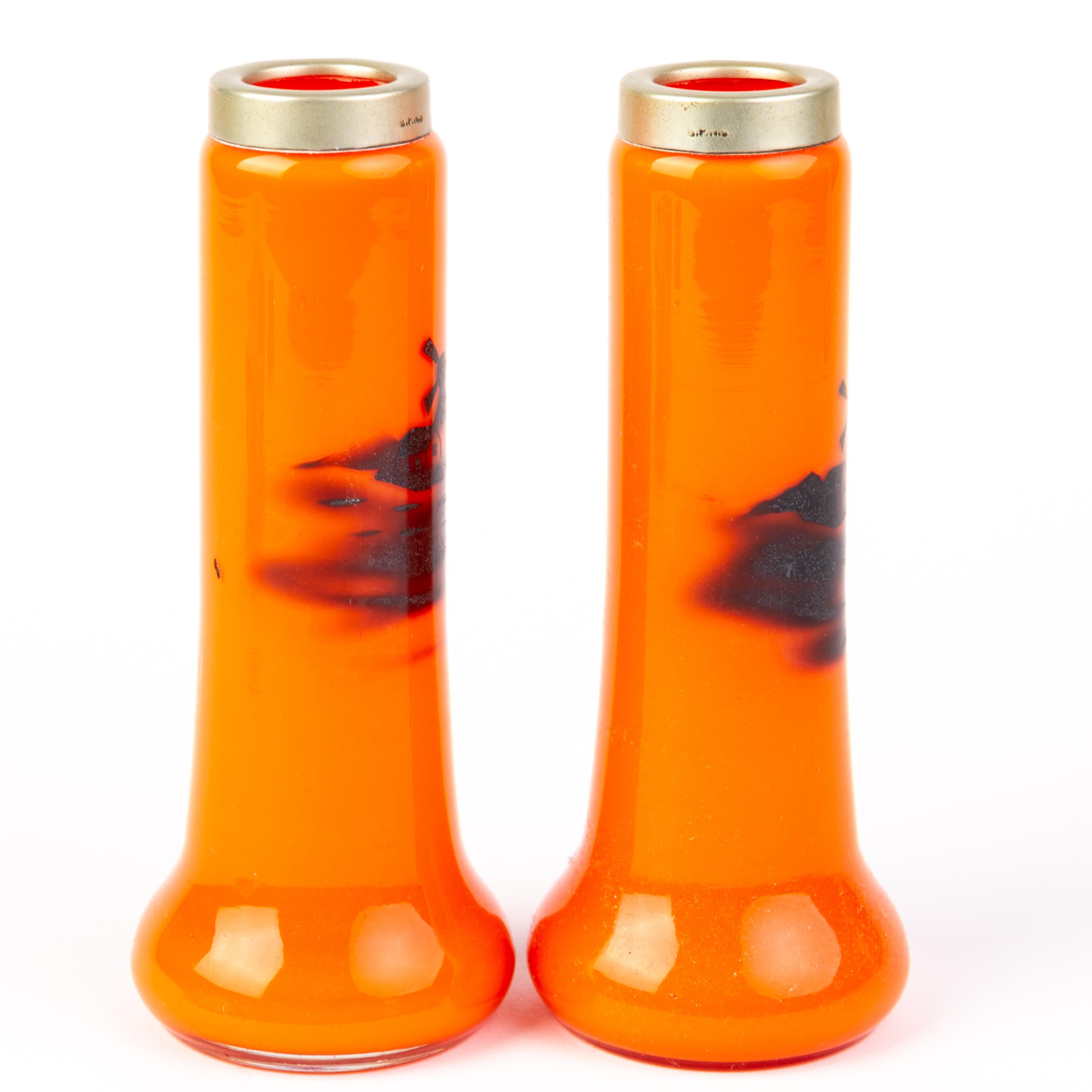 In good condition
From a private collection
Pair of Czech Enamel Silhouette Orange Tango Glass Spill Vases

