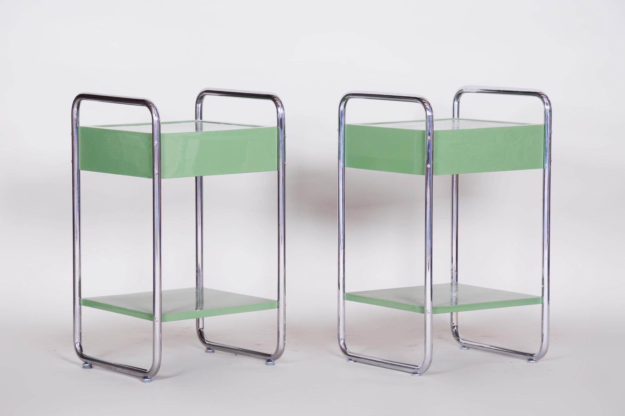 Pair of Czech Green Vintage Bauhaus Bed Side Tables, 1930s, High Gloss Lacquer 2