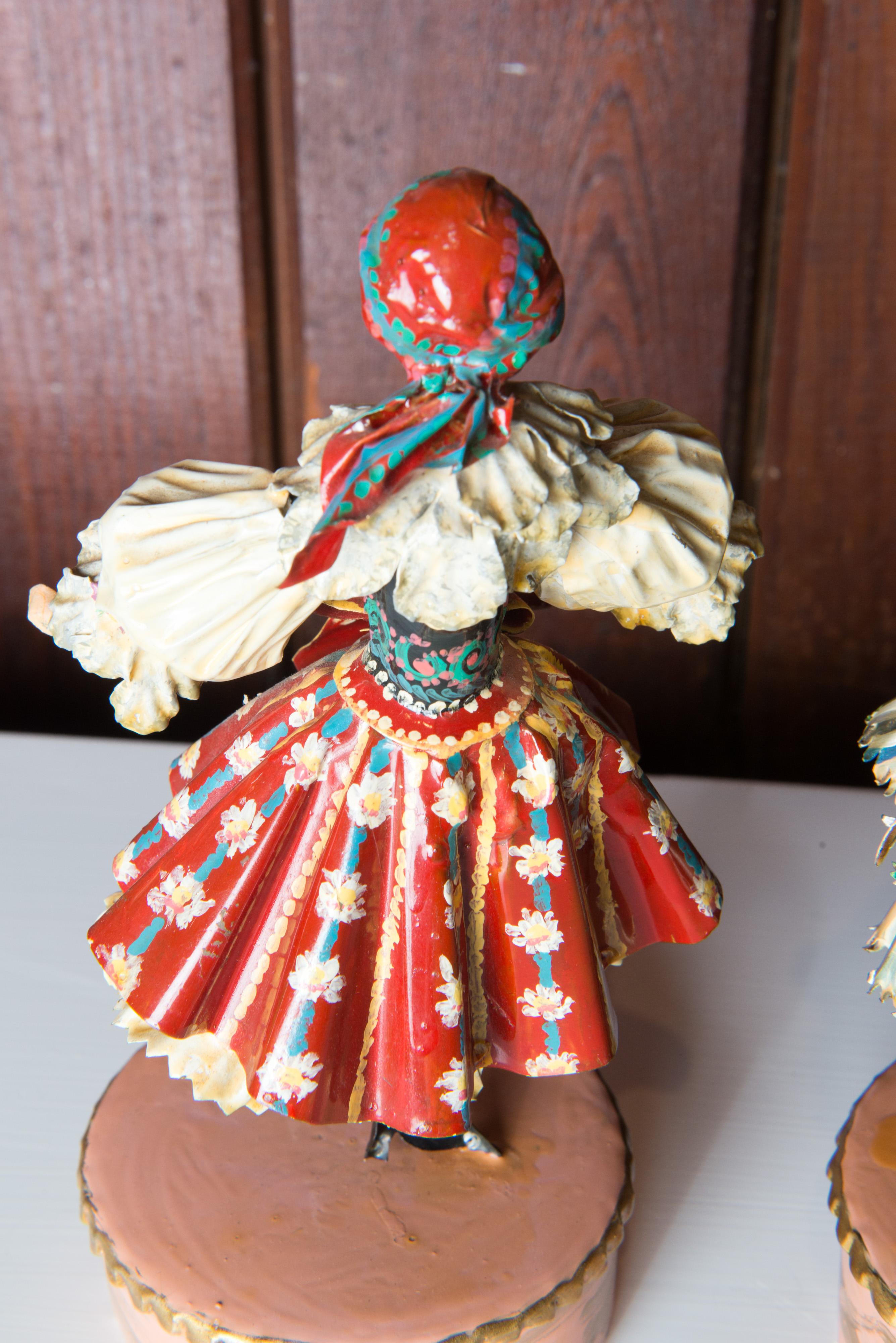 Paar tschechische und polnische Kostüm-Skulpturen von Lee Menichetti im Angebot 6