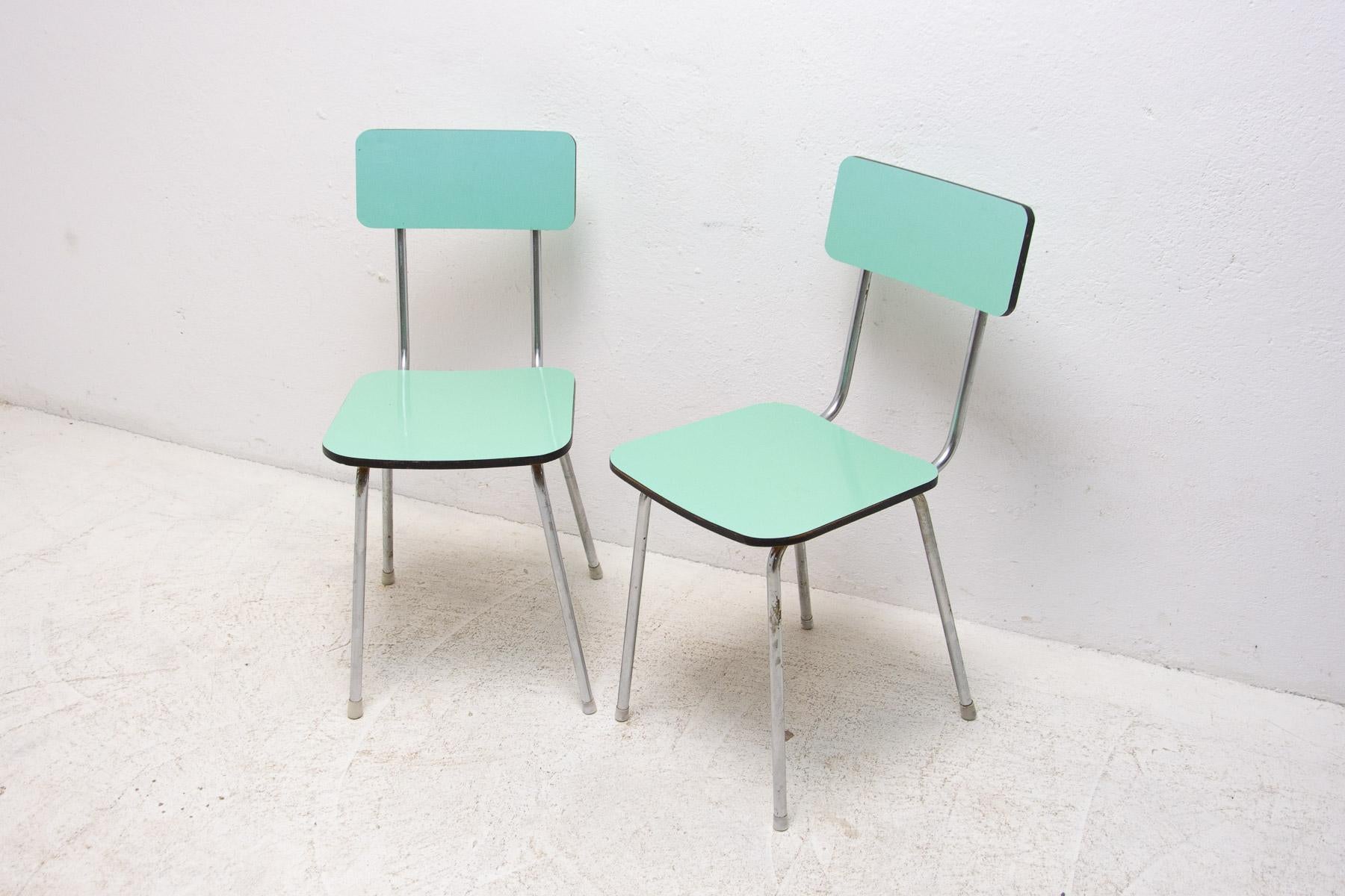 Pair of Czechoslovak Colored Formica Cafe Chairs, 1960´s In Good Condition For Sale In Prague 8, CZ