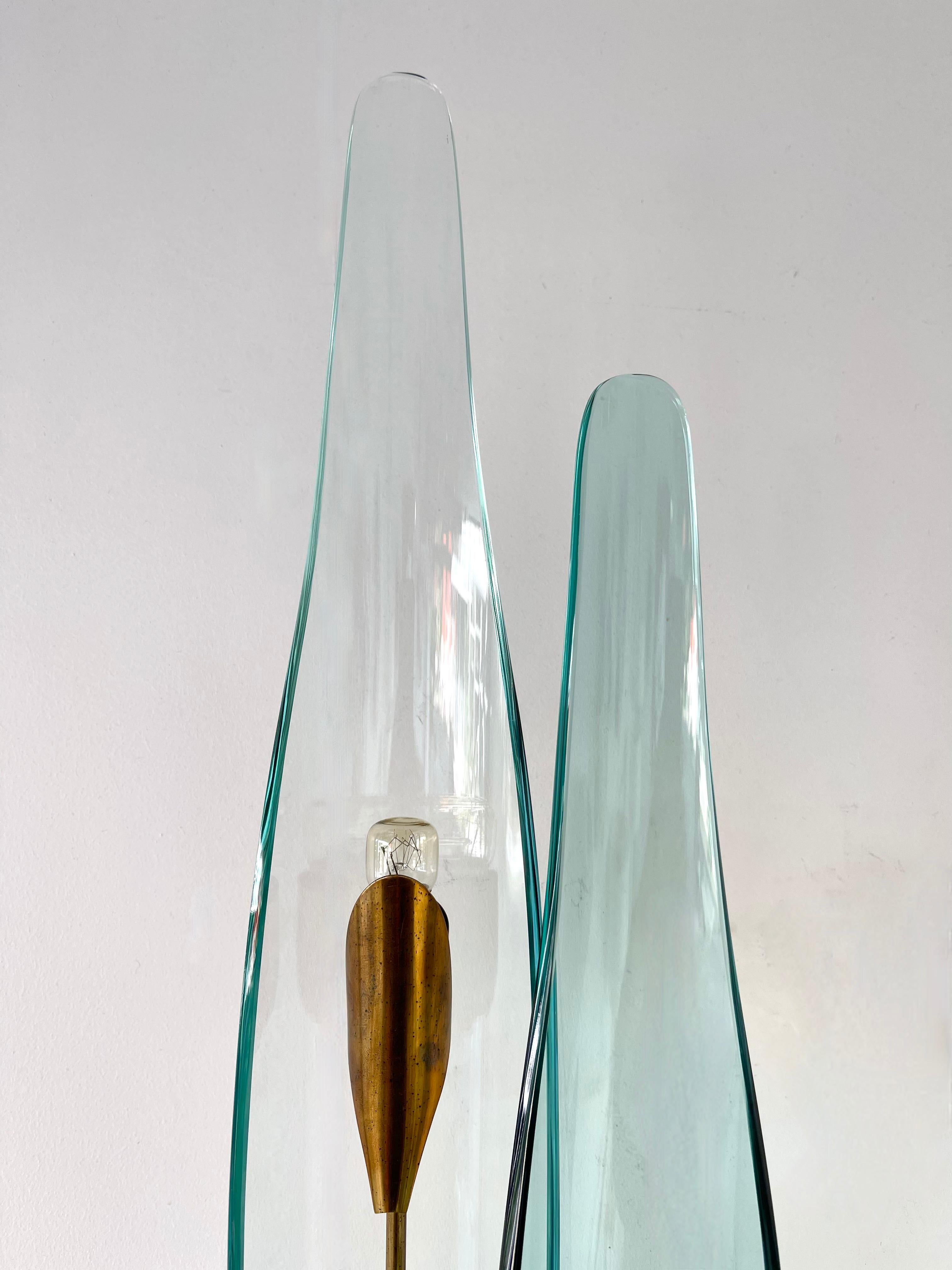 Pair of Dahlia Sconces by Max Ingrand for Fontana Arte, Italy, 1950s In Good Condition In SAINT-OUEN, FR