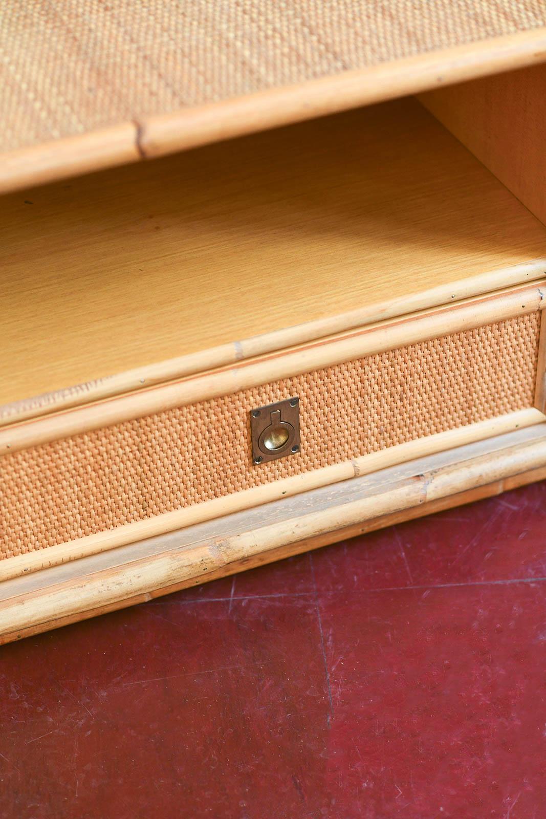 Paire de tables de chevet Dal Vera en bambou et osier avec détails en laiton, 1970 en vente 1