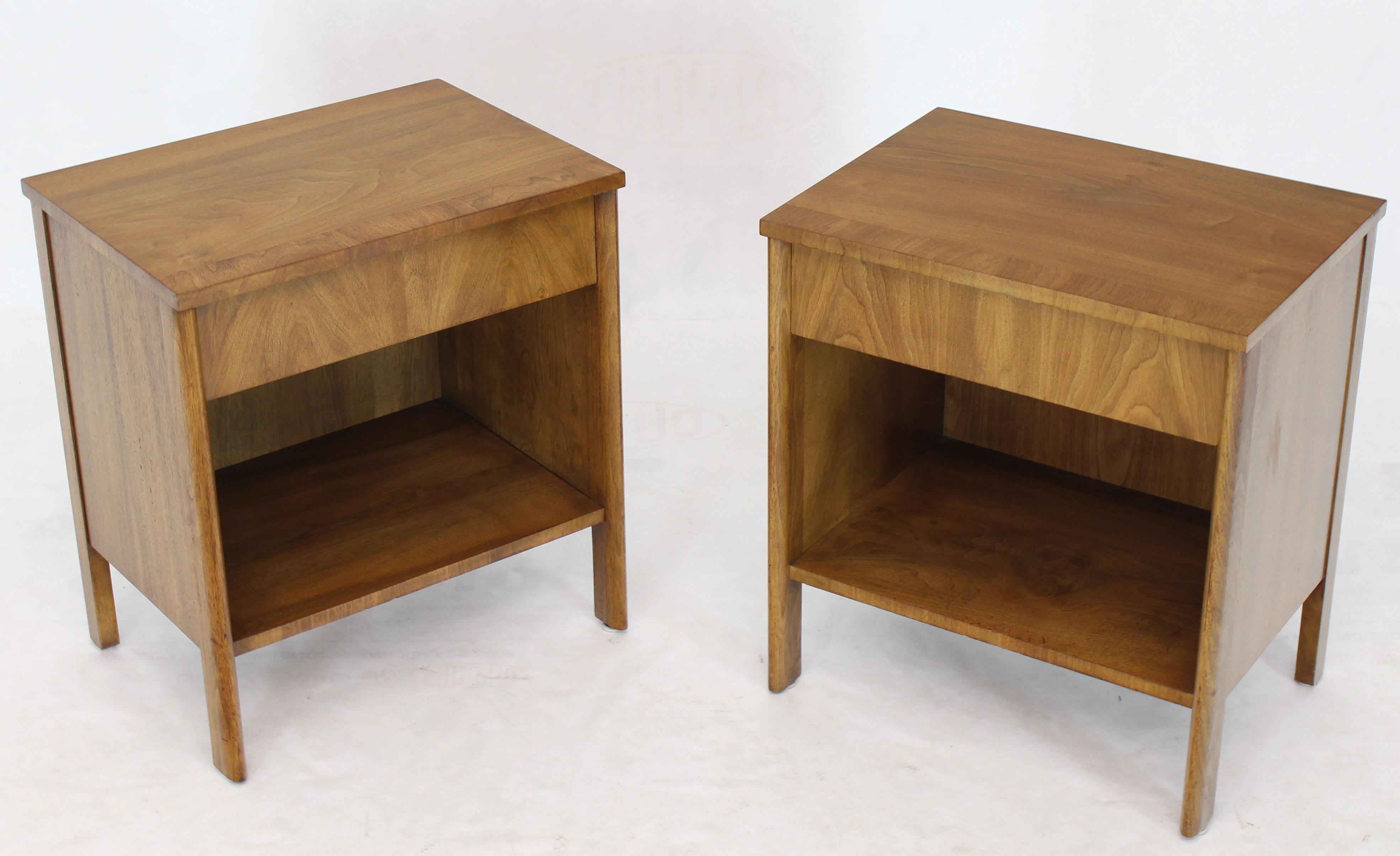 Mid-Century Modern Pair of Dale Ford Widdicomb Walnut Banded Top Nightstands End Tables
