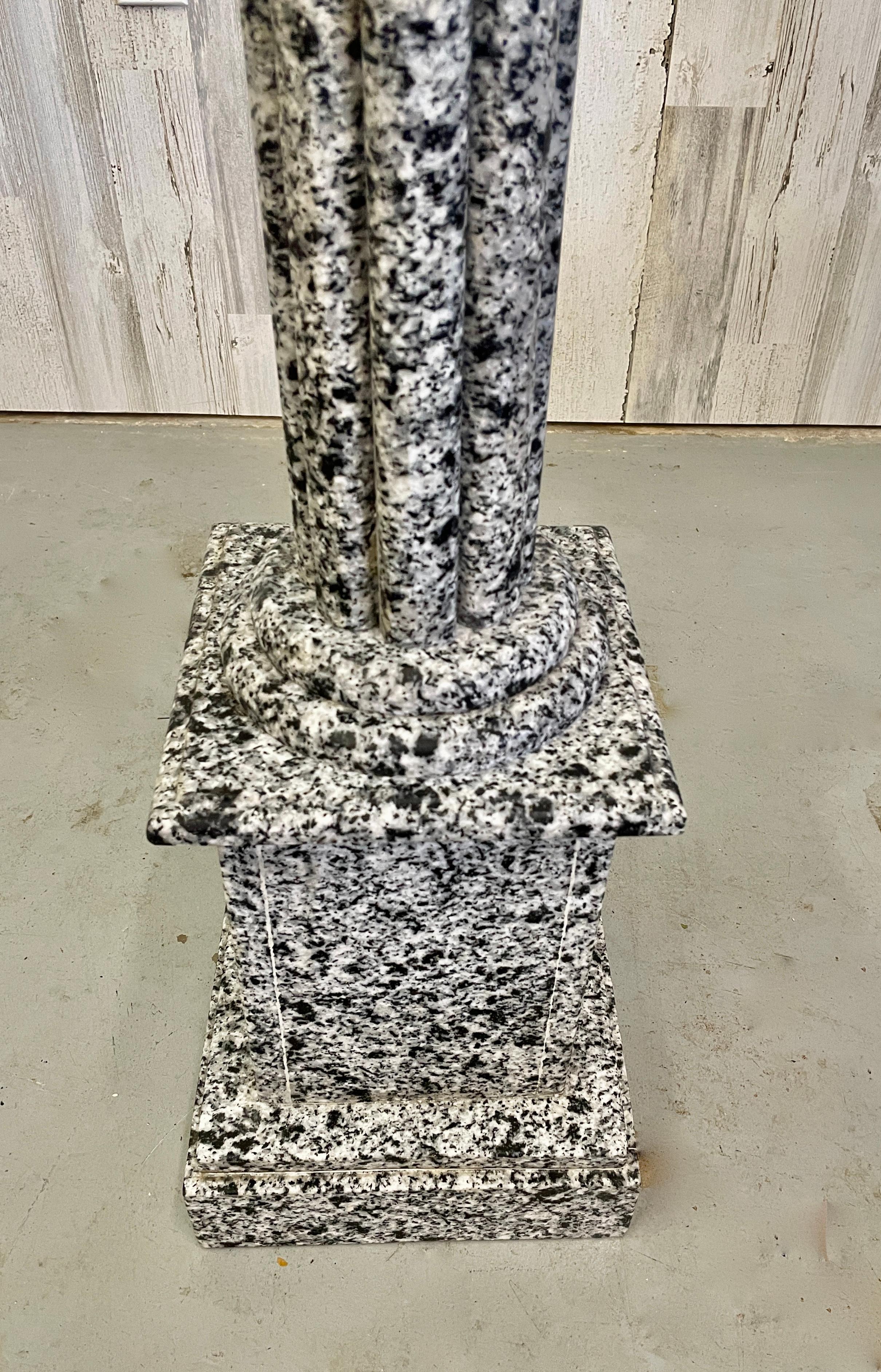 Pair of Dalmation Granite Architectural Columns In Good Condition For Sale In Denton, TX