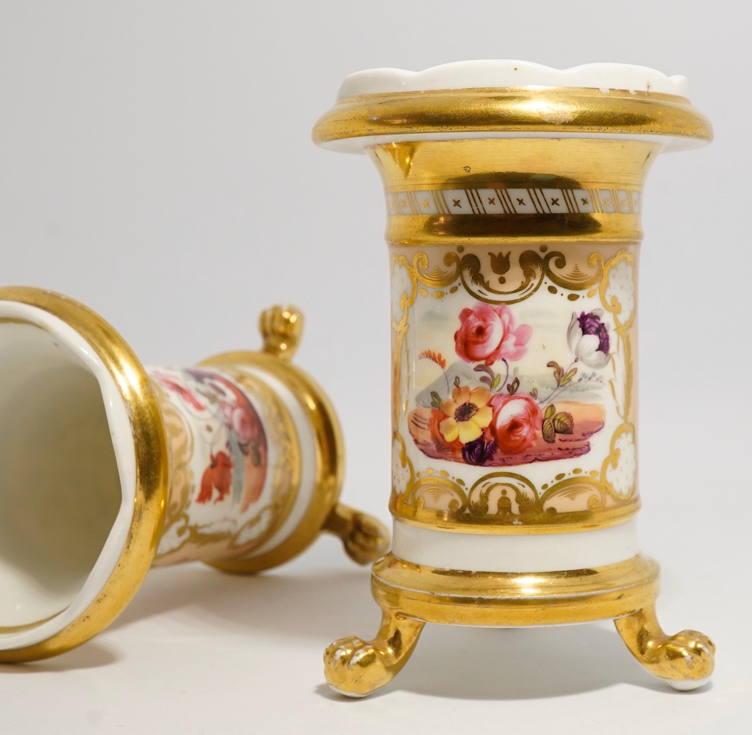 Pair of Daniel Porcelain Spill Vases, Rich Gold and Flowers #1127, circa 1830 For Sale 1