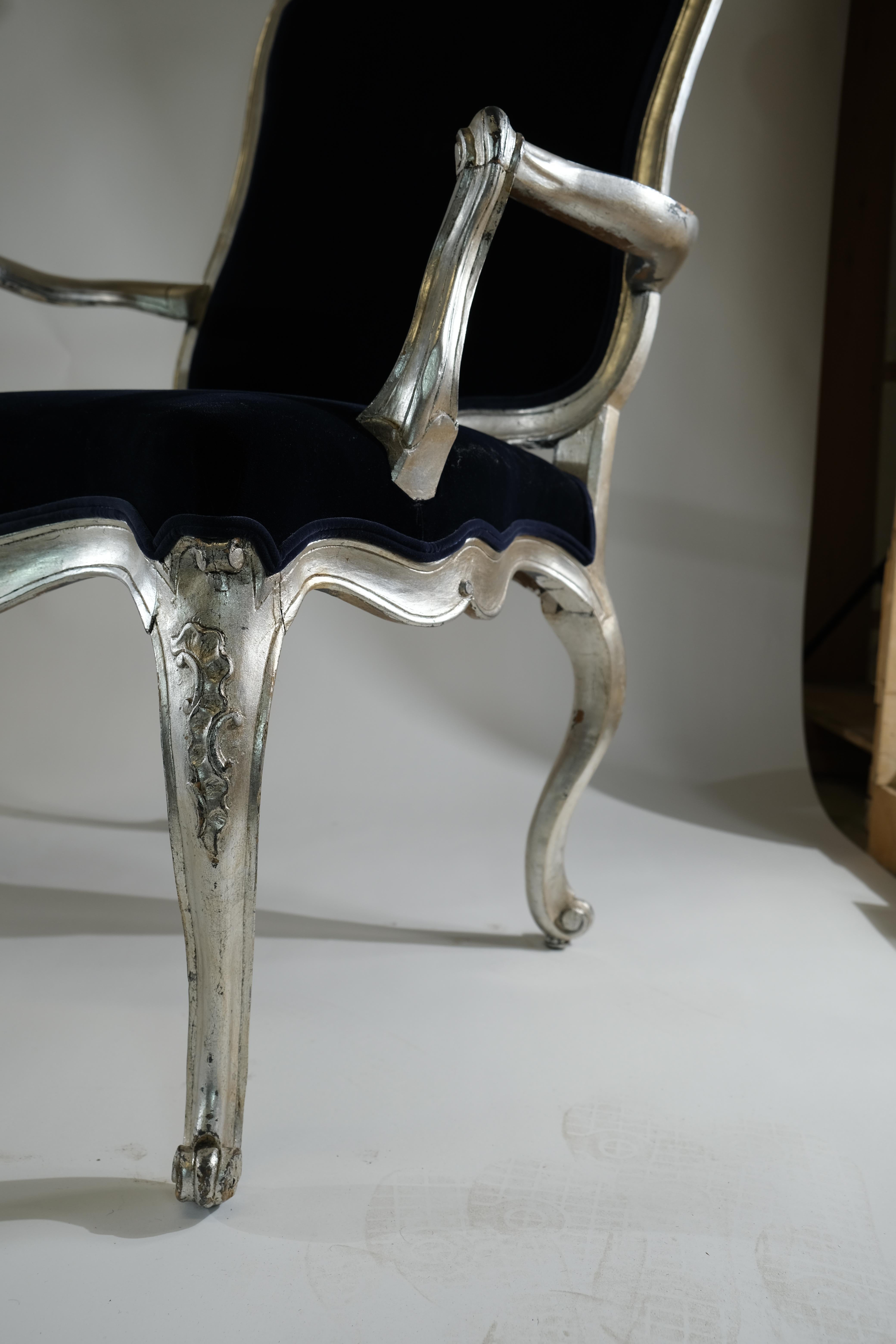 XVIIIe siècle et antérieur Paire de fauteuils rococo danois du 18ème siècle en vente