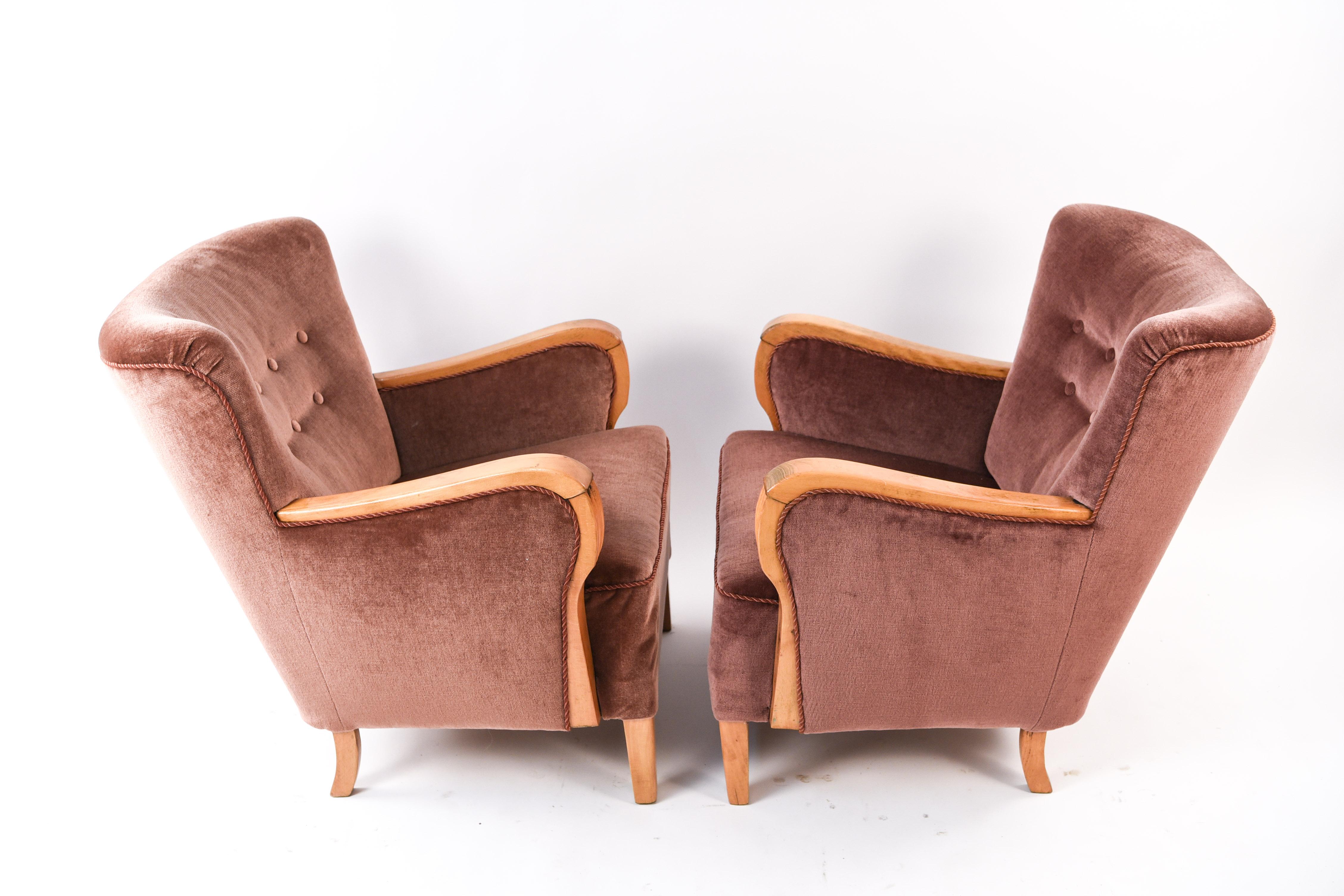 Pair of Danish 1940s Club Chairs 11