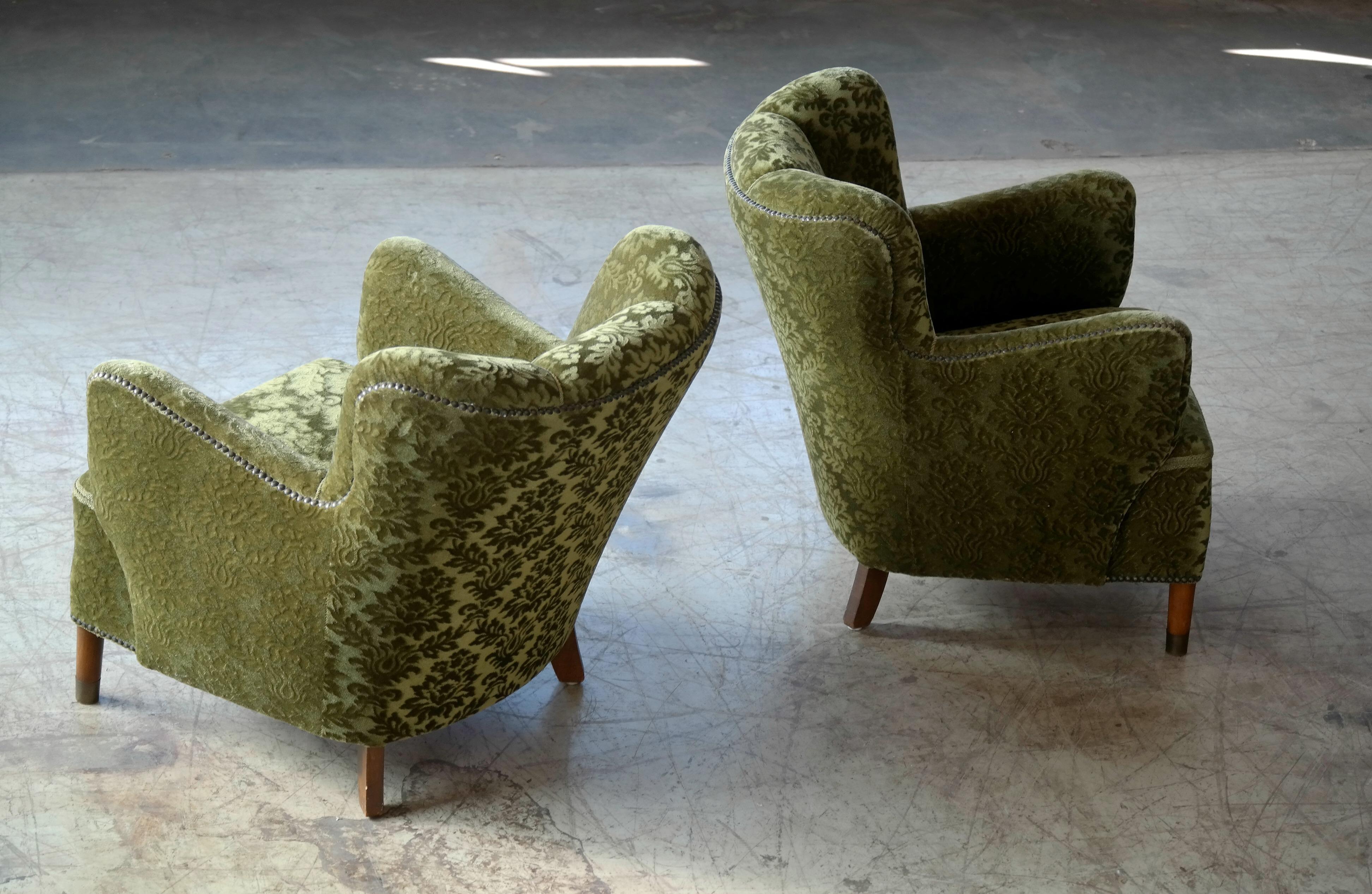 Pair of Danish 1940s Fritz Hansen Model 1669 Style Lounge Chairs 1