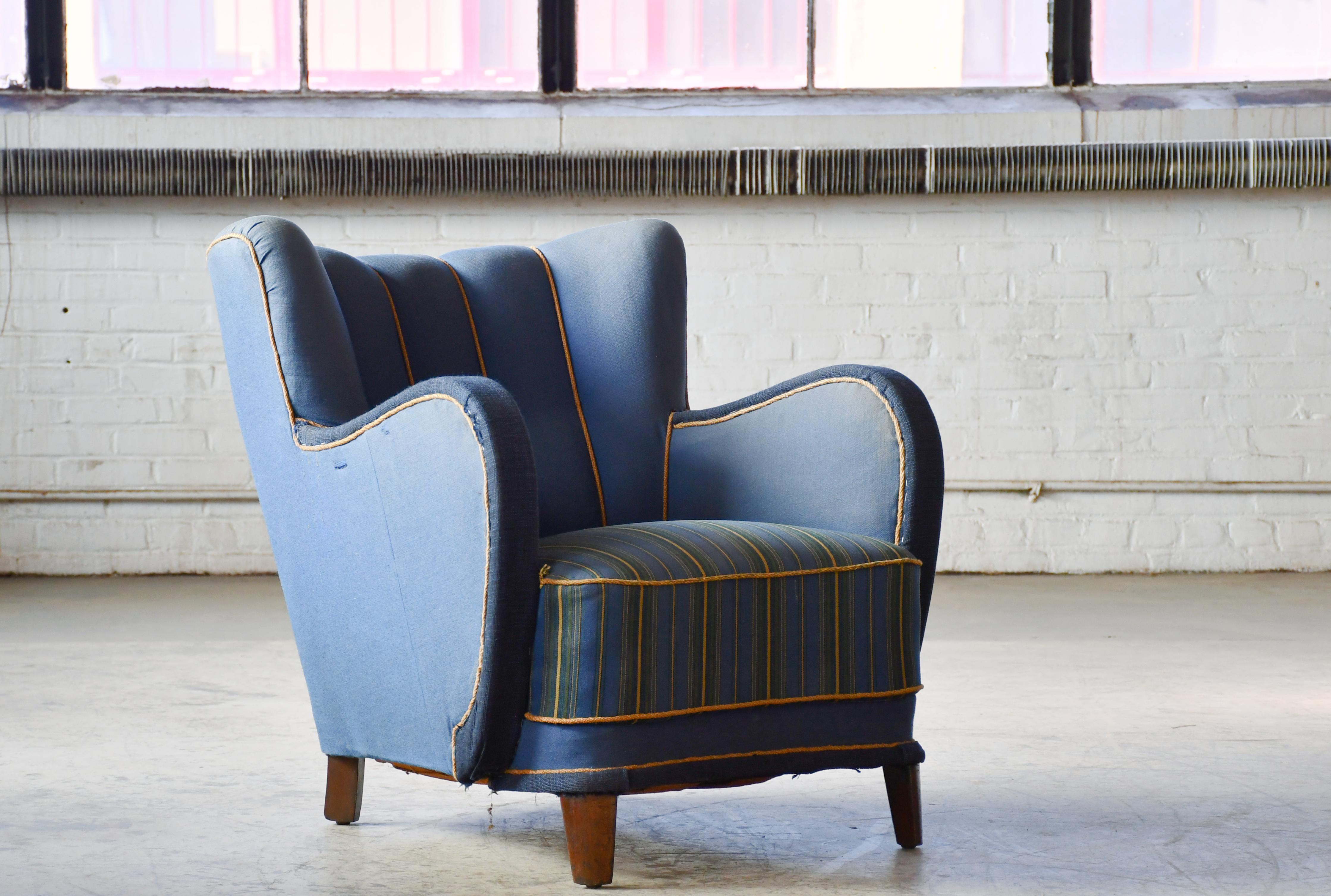 Mid-20th Century Pair of Danish 1940s Large Low Back Club Chairs Style of Fritz Hansen