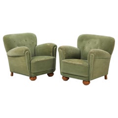 Lounge Chairs
