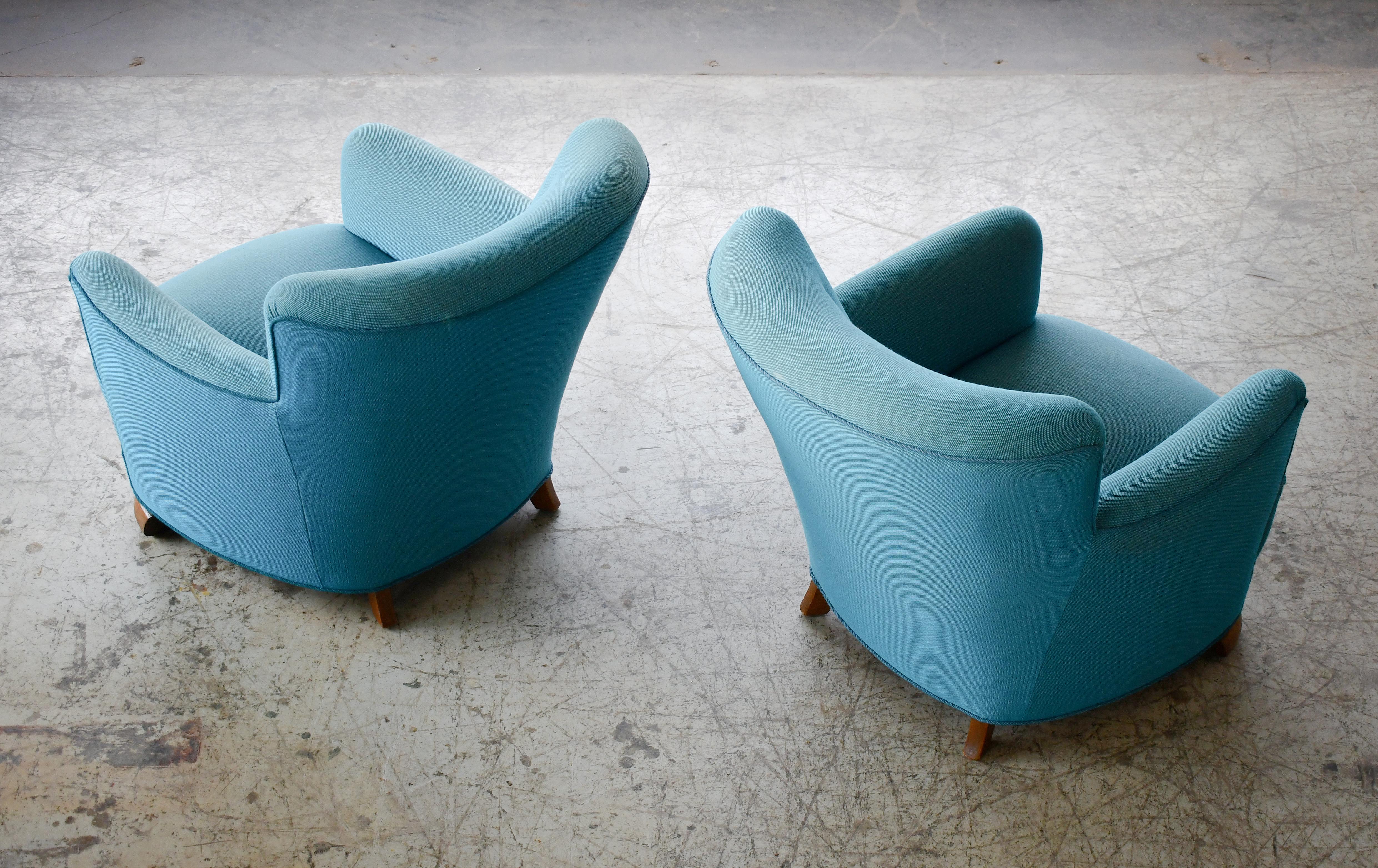 Pair of Danish 1940s Mid-size Low Back Club Chairs Style of Fritz Hansen  1