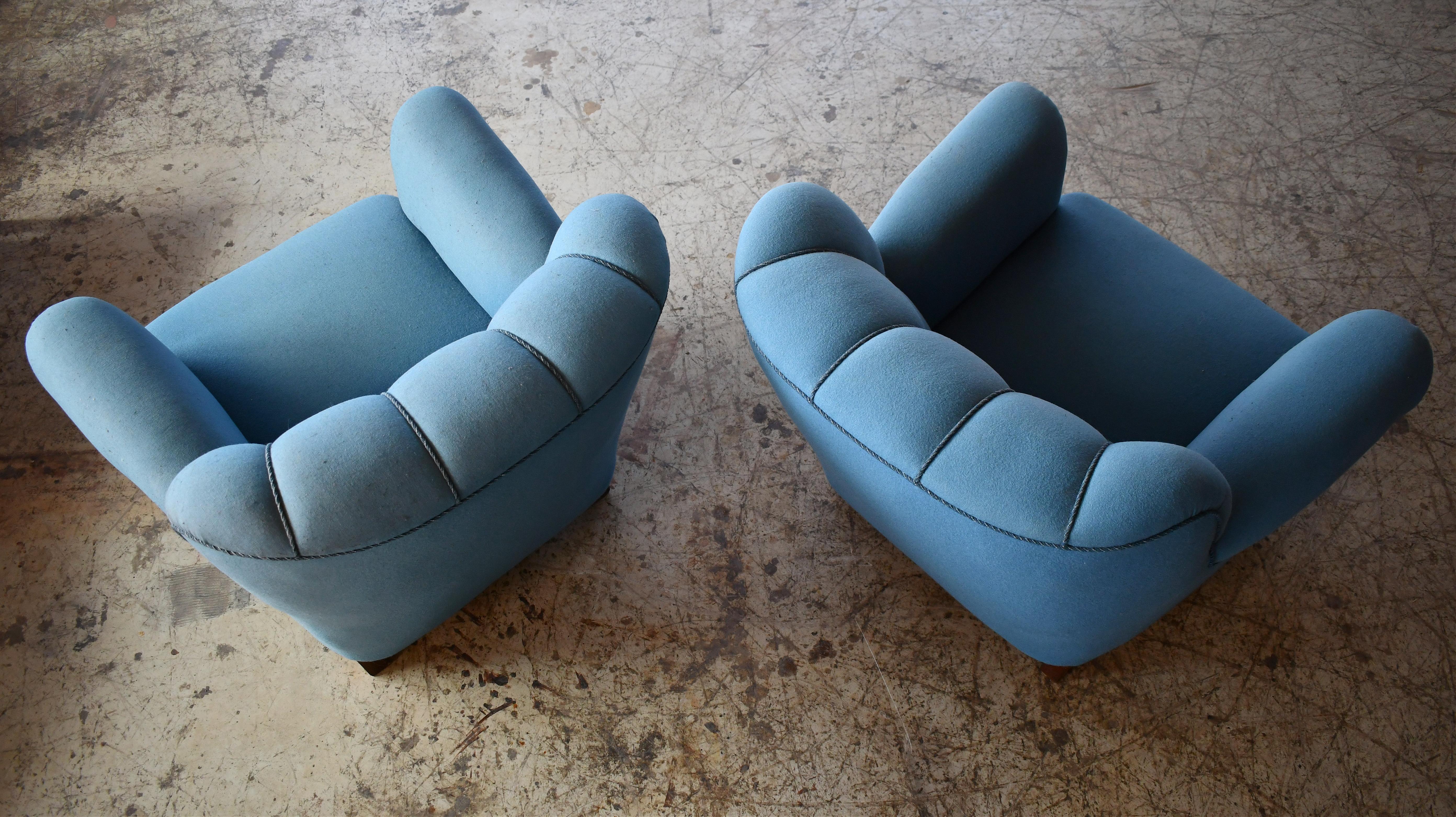 Pair of Danish 1940s Mid-size Low Back Club Chairs Style of Fritz Hansen 3