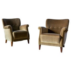 Vintage Pair of Danish 1950s Lounge Chairs in Brown Mohair Attributed to Fritz Hansen