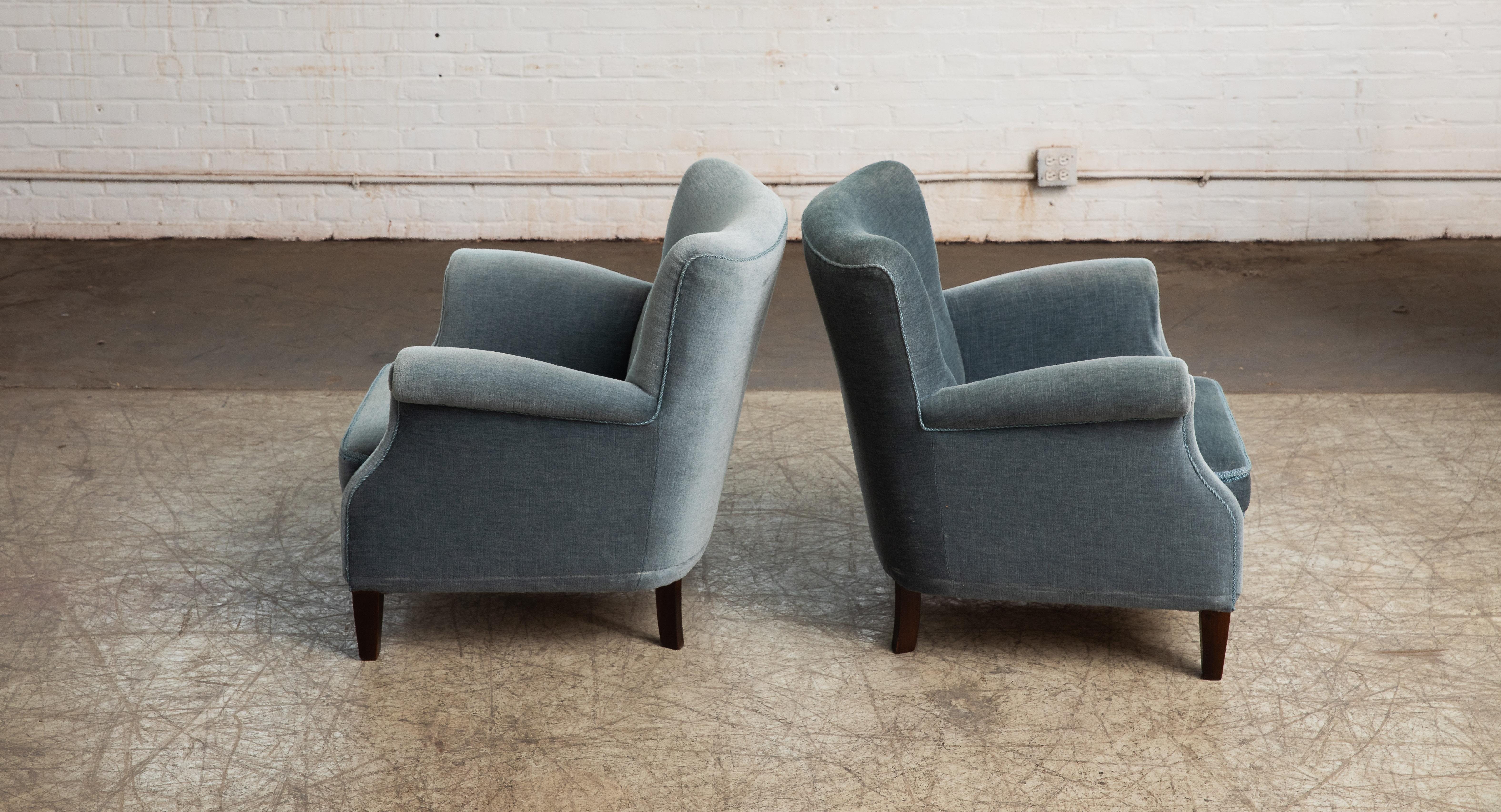 Mid-20th Century Pair of Danish 1950s Lounge Chairs in GreyBlue Mohair Attributed to Fritz Hansen