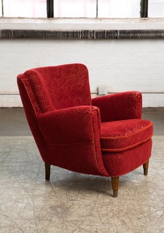 Pair of Danish 1950s Lounge Chairs in Red Mohair Attributed to Fritz Hansen  For Sale at 1stDibs