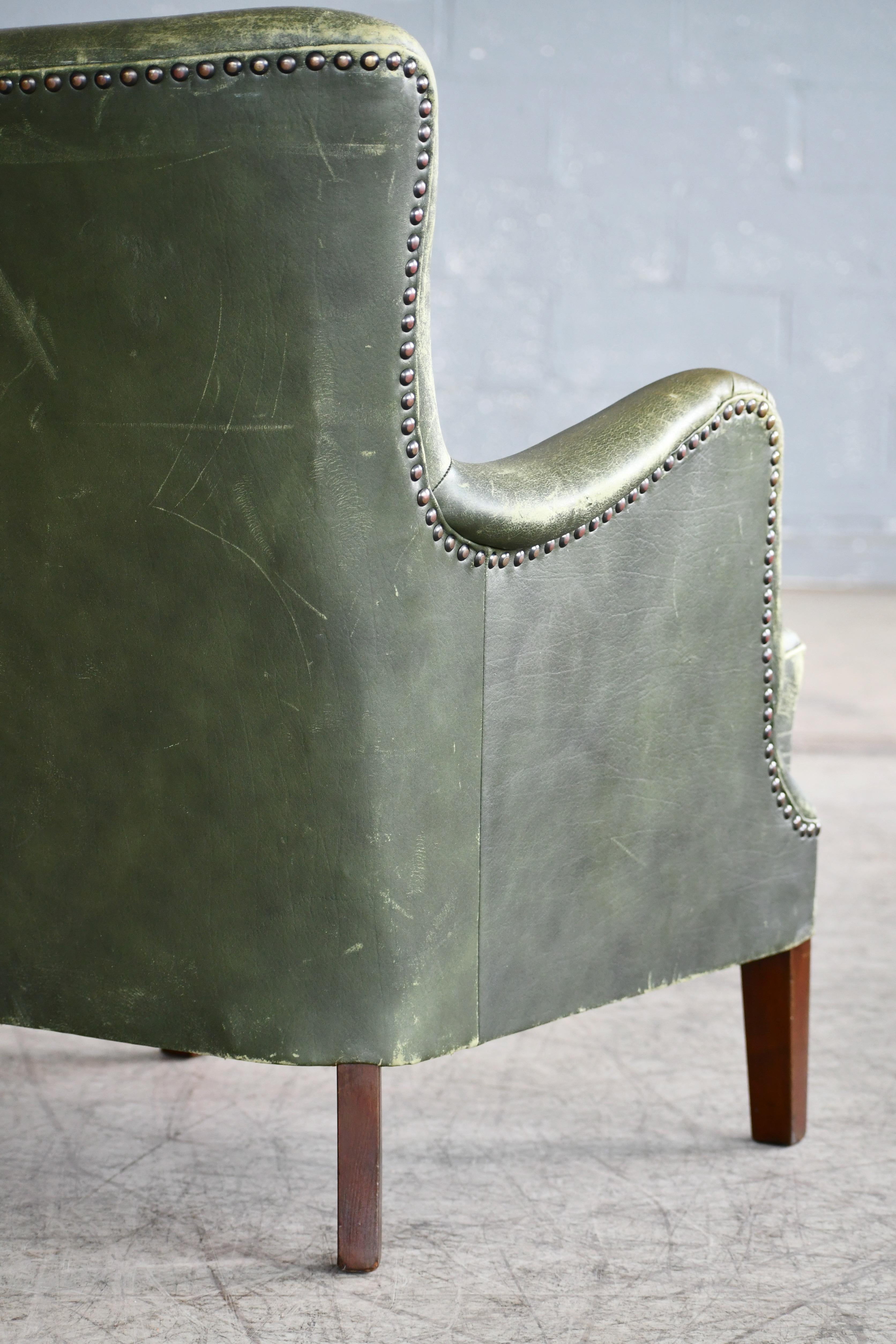 Pair of Danish 1950s Peter Hvidt Attributed Lounge Chairs Green Leather 6