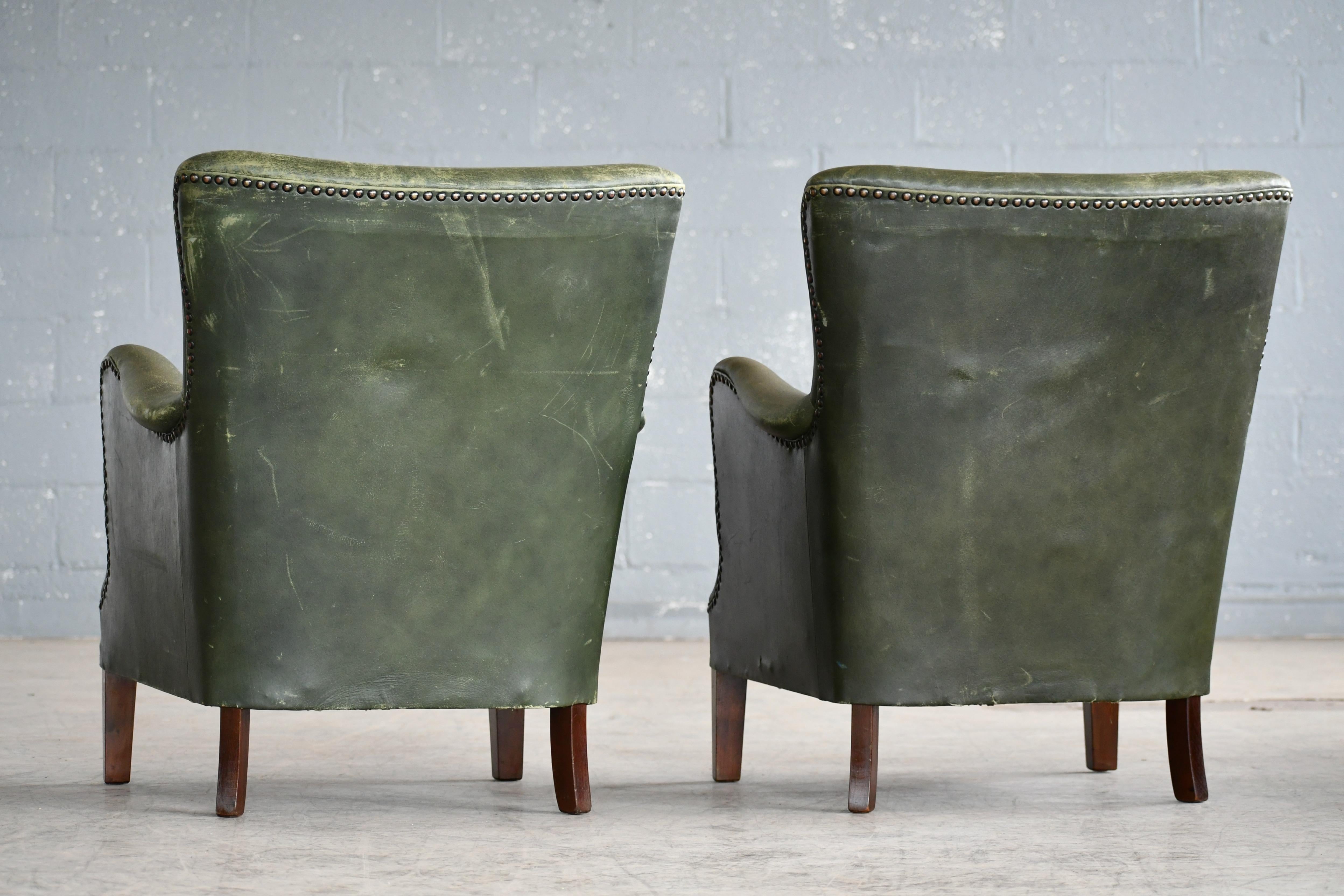 Pair of Danish 1950s Peter Hvidt Attributed Lounge Chairs Green Leather 7