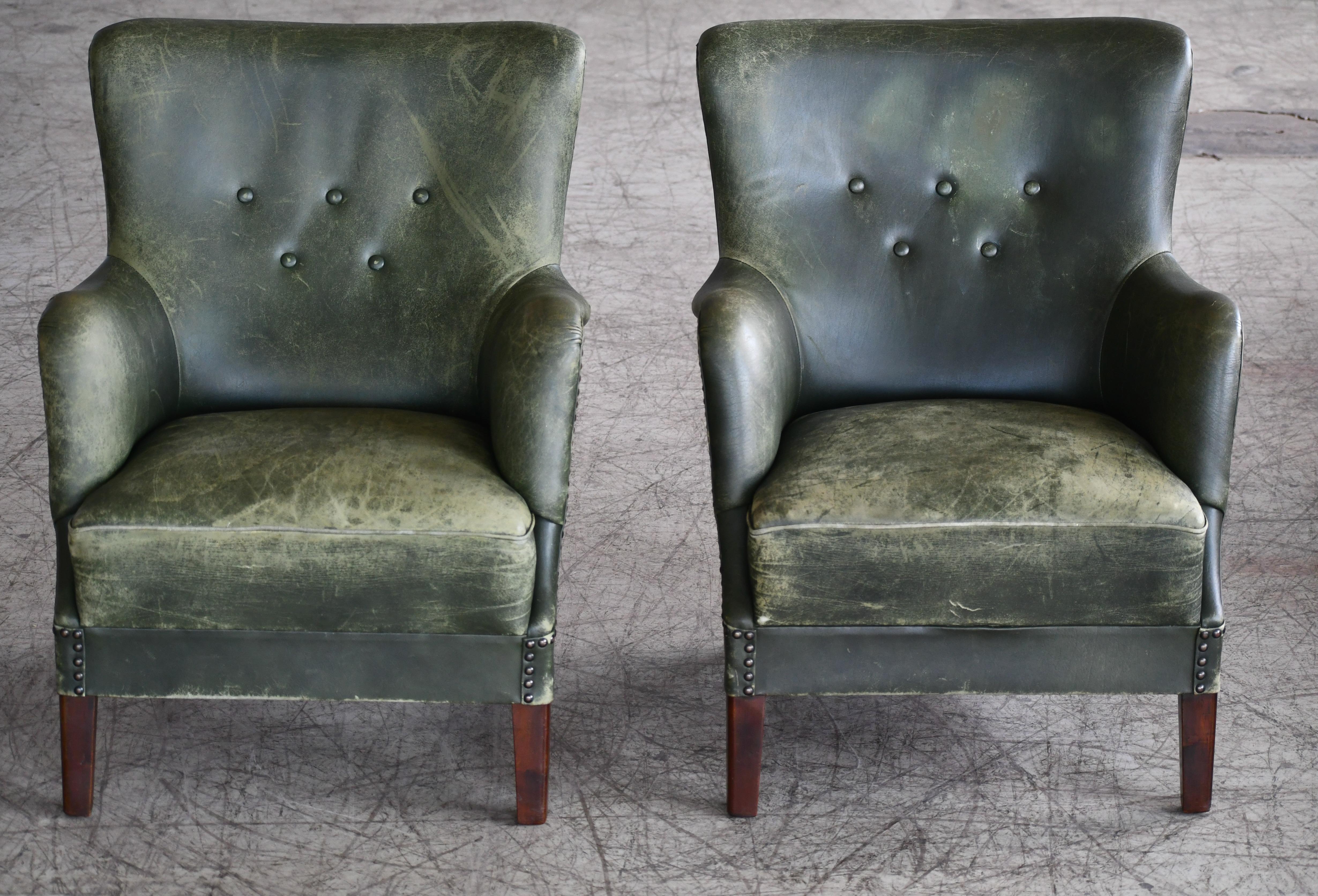 Pair of Danish 1950s Peter Hvidt Attributed Lounge Chairs Green Leather 9