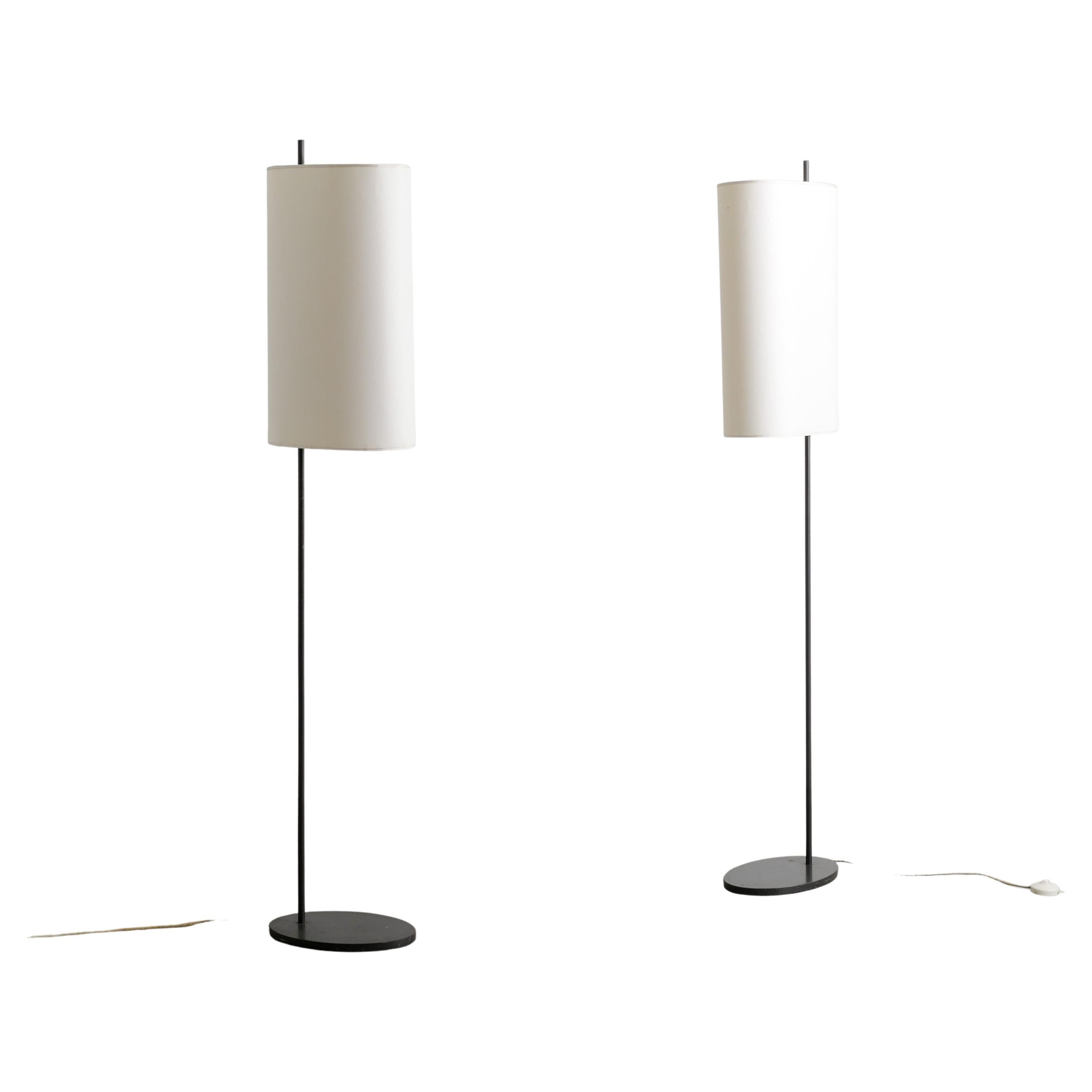Pareja de lámparas de pie danesas "AJ Royal" de Arne Jacobsen por Louis Poulsen, años 50