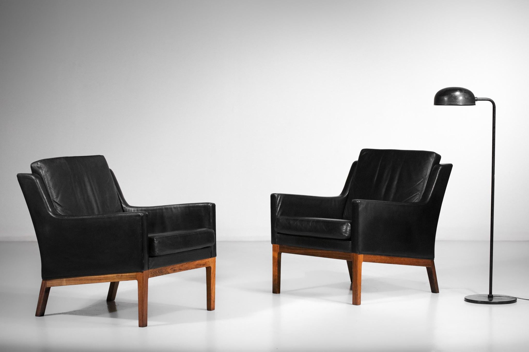 Pair of Danish Armchair from the 70's in Black Leather Kai Lyngfeldt Larsen G123 11