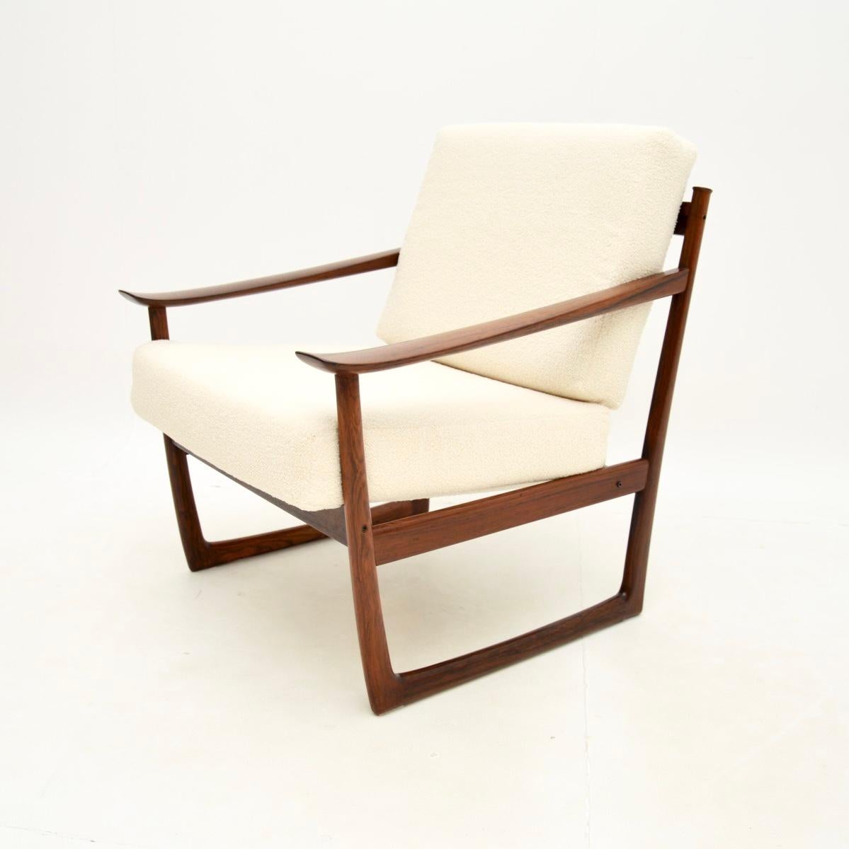 Pair of Danish Armchairs by Peter Hvidt and Orla Mølgaard-Nielsen For Sale 2