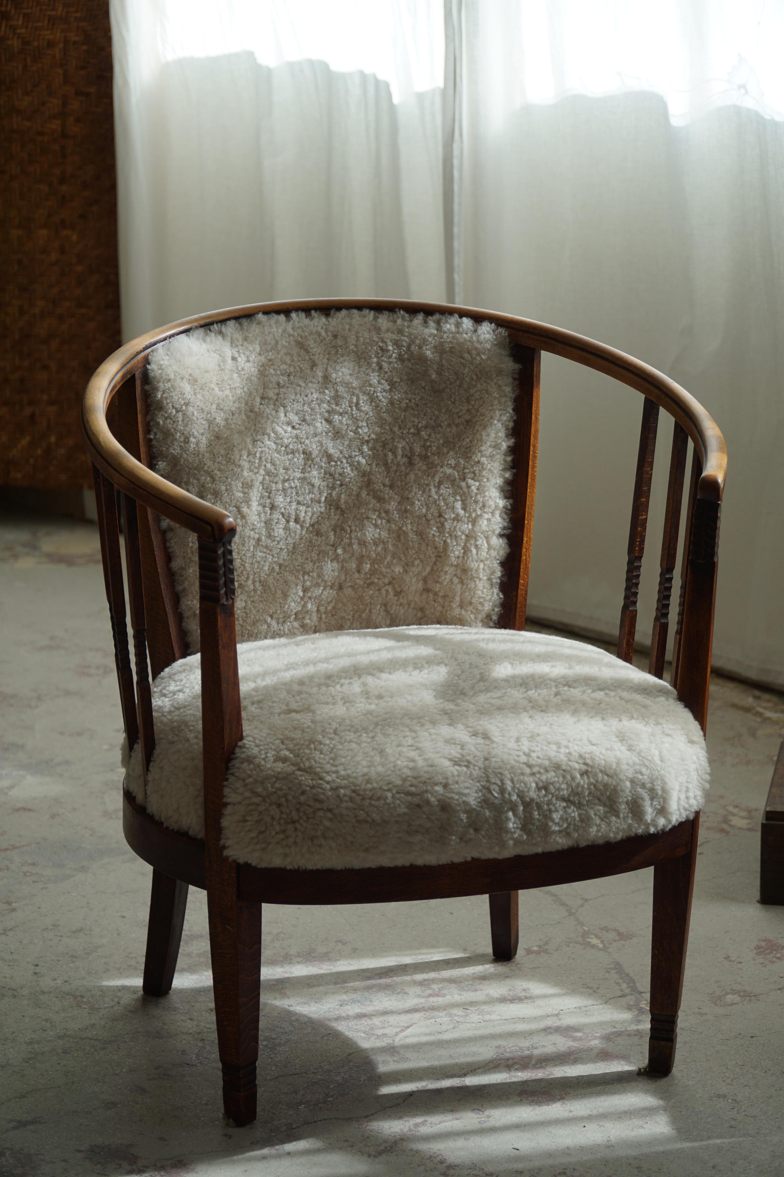 Paire de fauteuils danois en hêtre, laine d'agneau retapissée, Jugendstil, années 1900 en vente 1