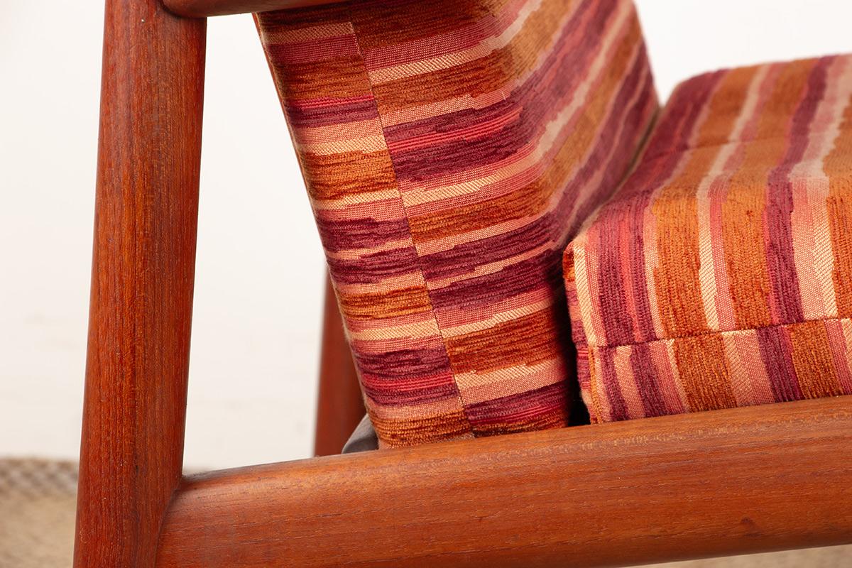 Pareja de sillones daneses de teca maciza y tela, modelo GM5, Svend Aage Eriksen en venta 3