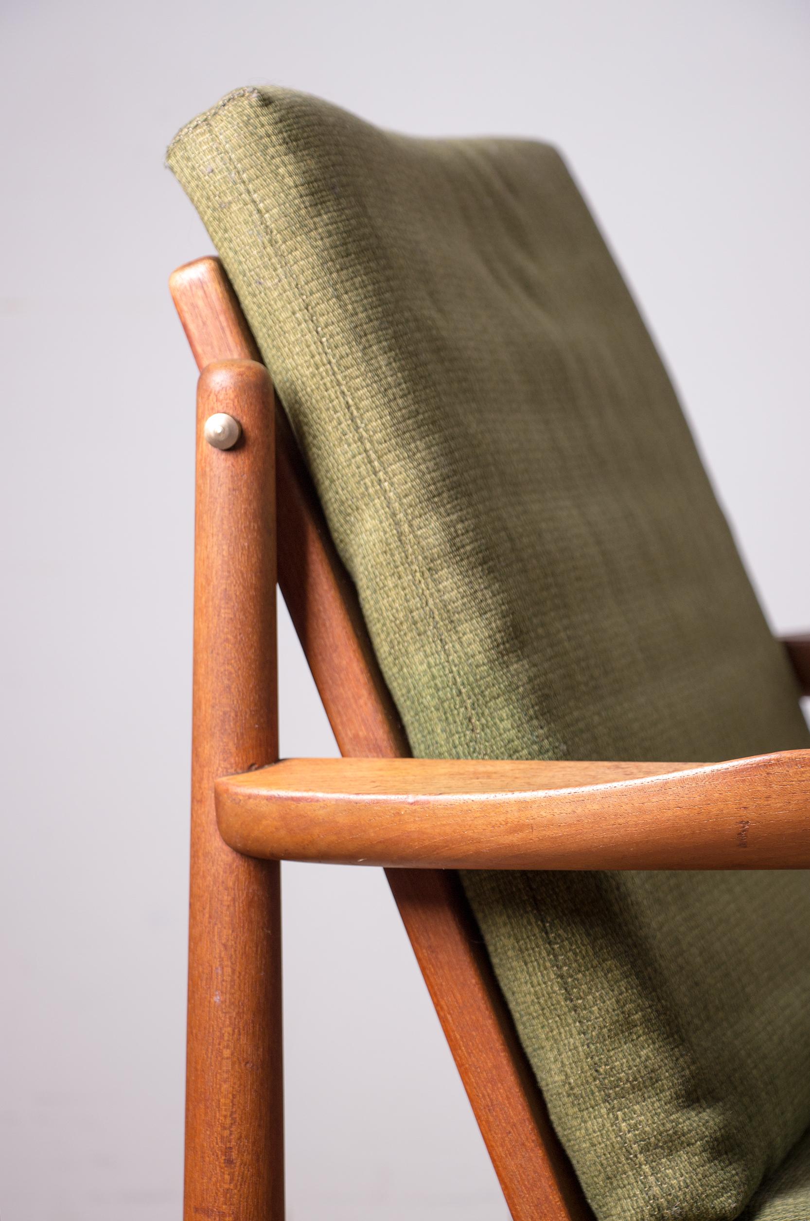 Pair of Danish armchairs Teak, Brass Fabric, model F315, Arne Vodder/Glostrup. 9