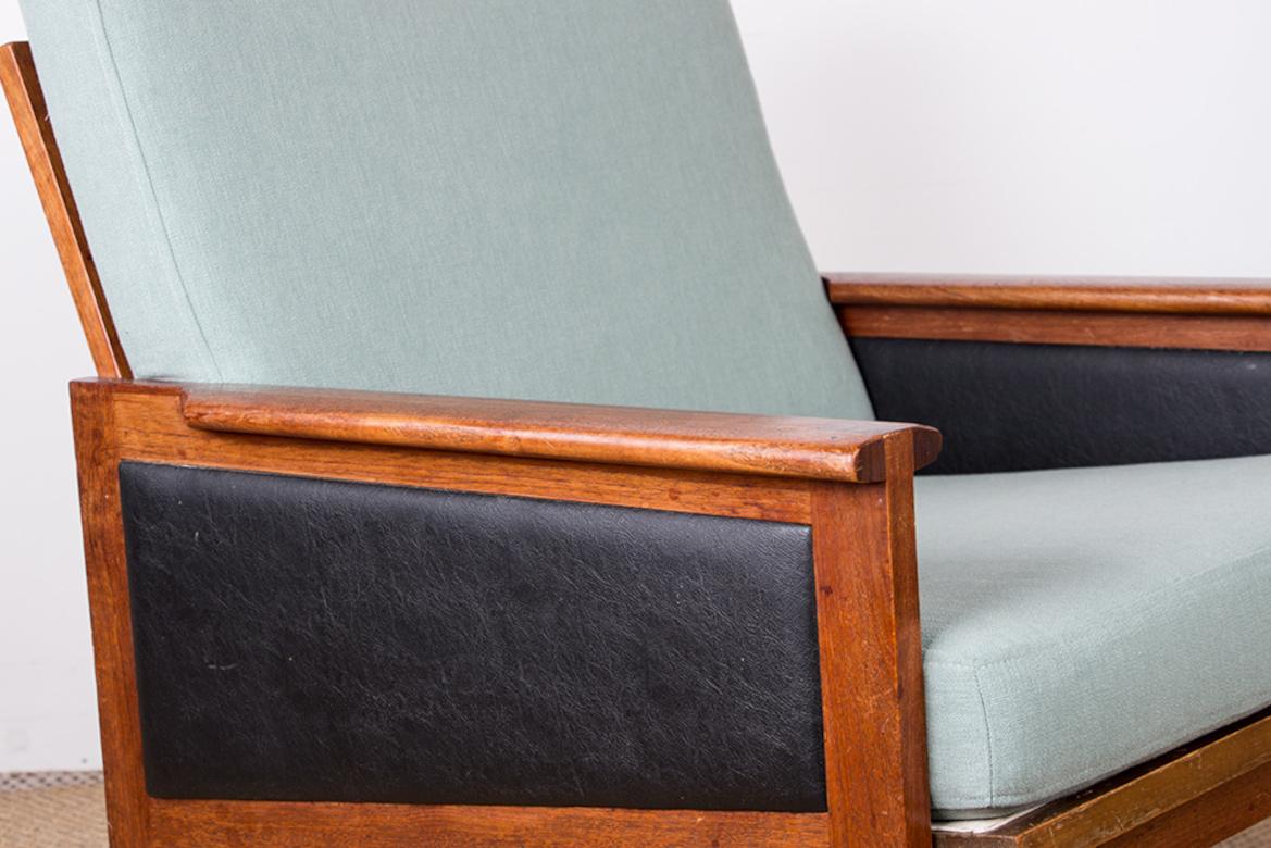 Paire de fauteuils danois, teck, tissu et cuir, modèle Capella Illum Wikkelso en vente 1