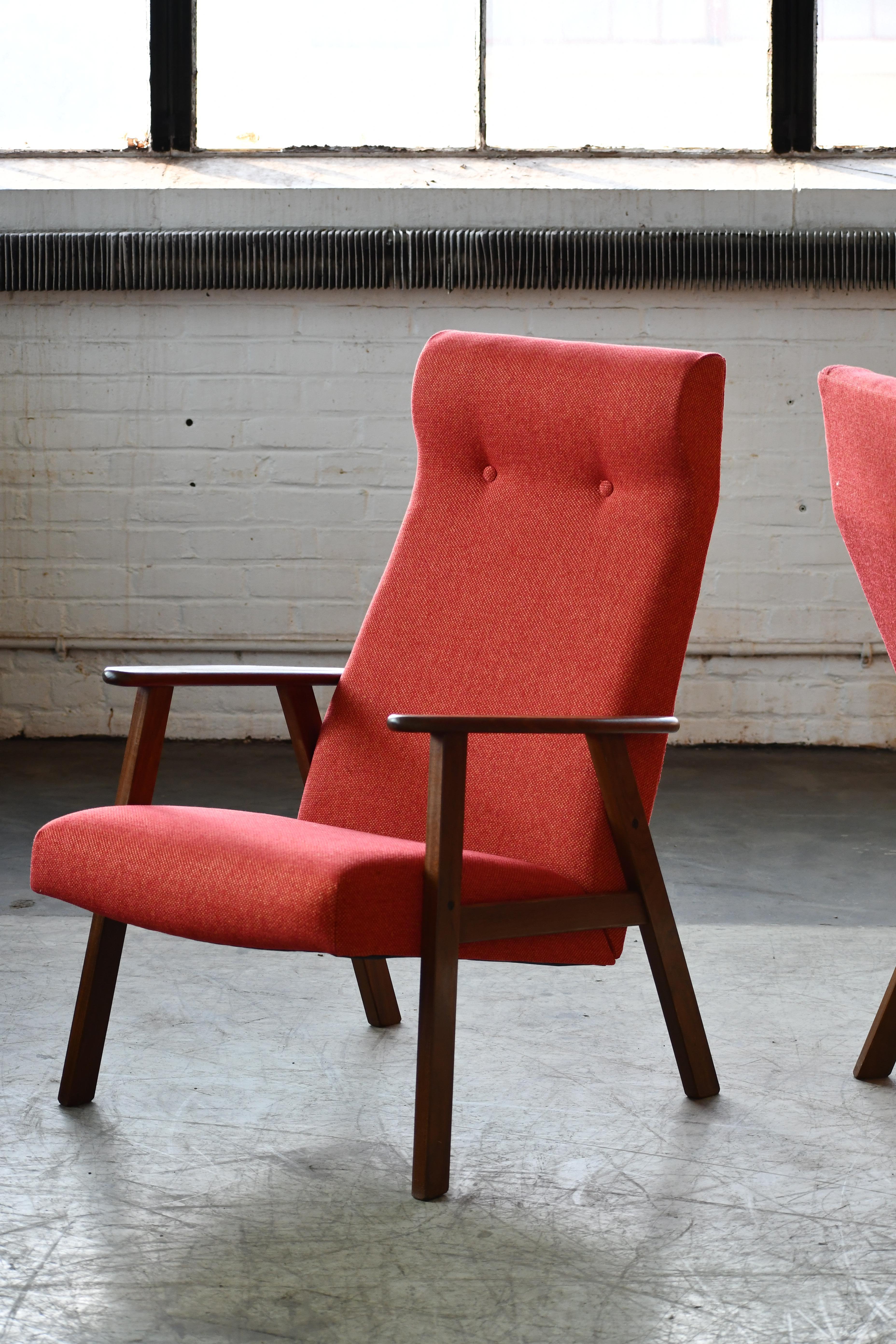 Pair of Danish Arne Vodder Style Midcentury Easy Chairs in Teak In Good Condition In Bridgeport, CT